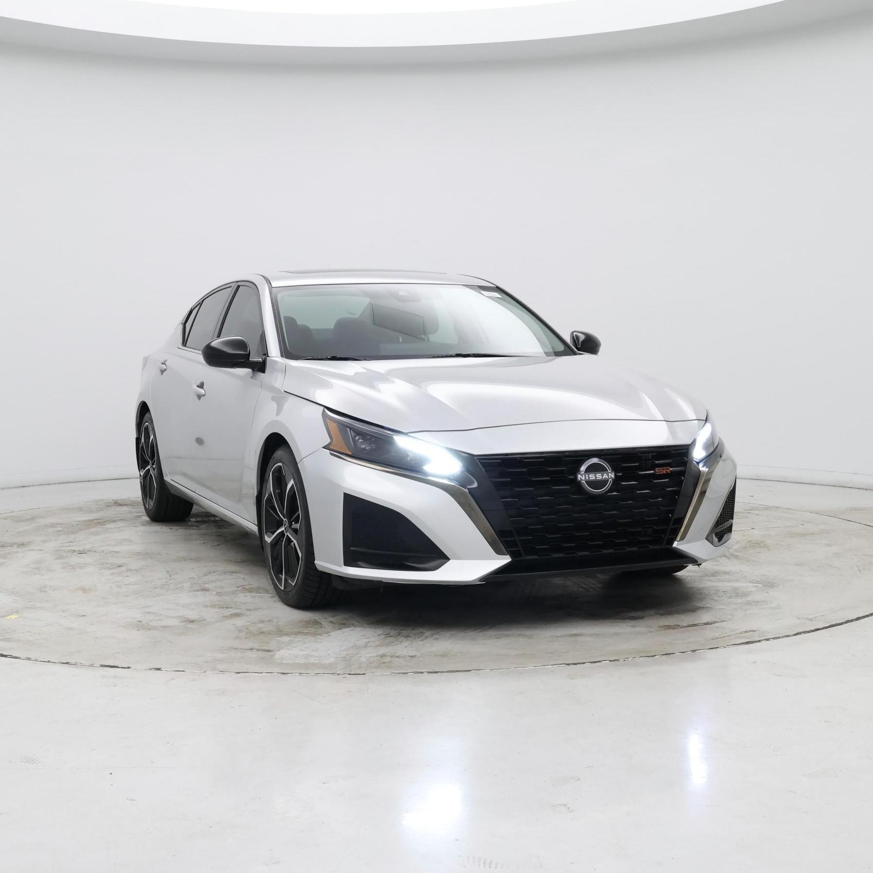 Thumbnail: 2023 Nissan Altima - 5