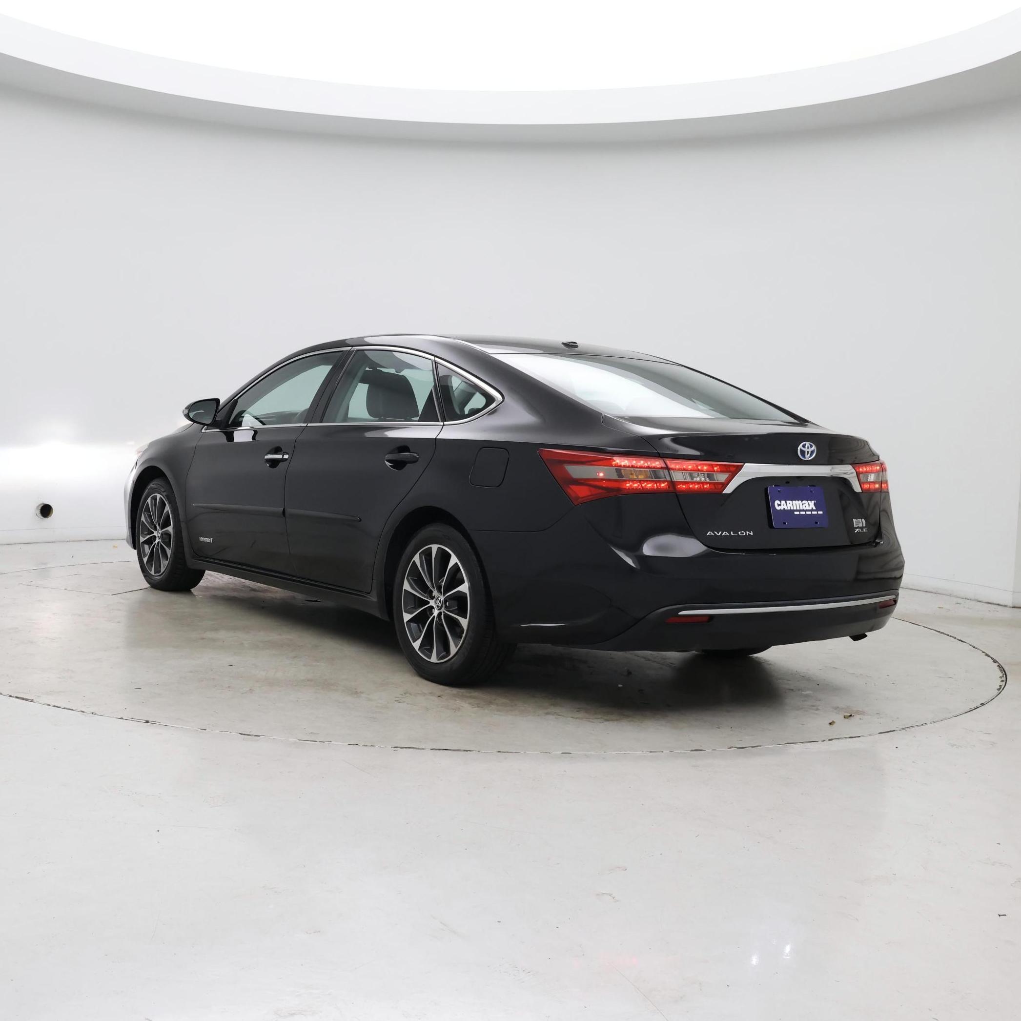 Thumbnail: 2016 Toyota Avalon - 2