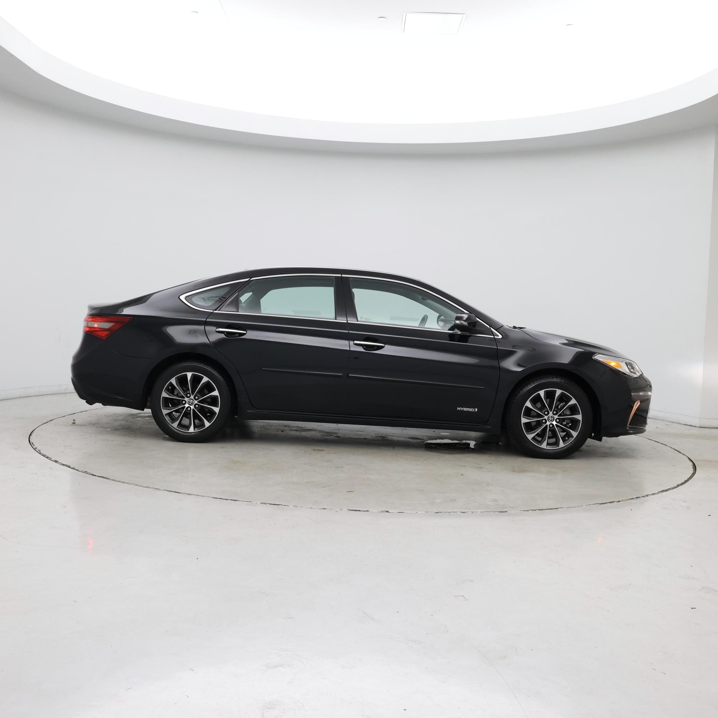 Thumbnail: 2016 Toyota Avalon - 7
