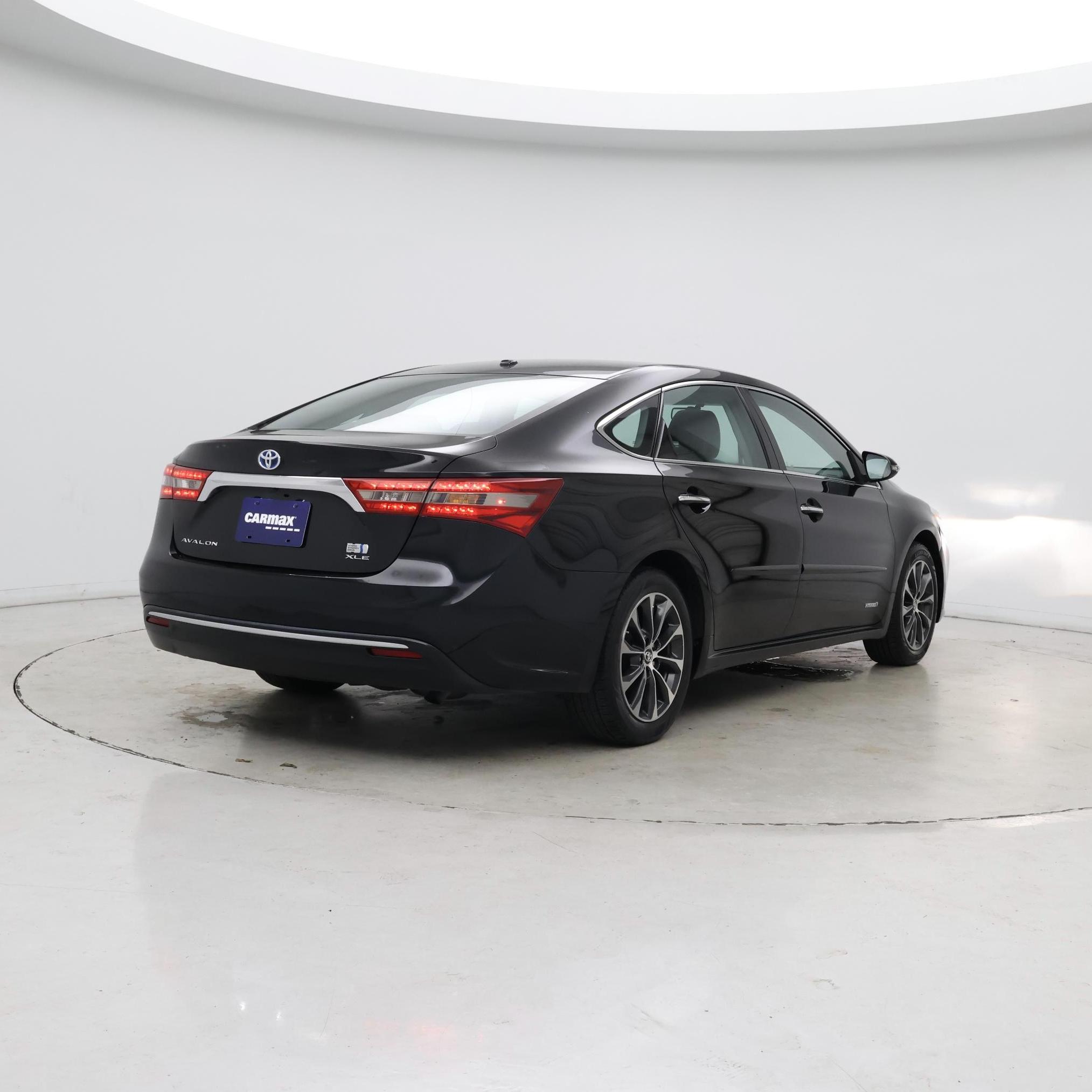 Thumbnail: 2016 Toyota Avalon - 8