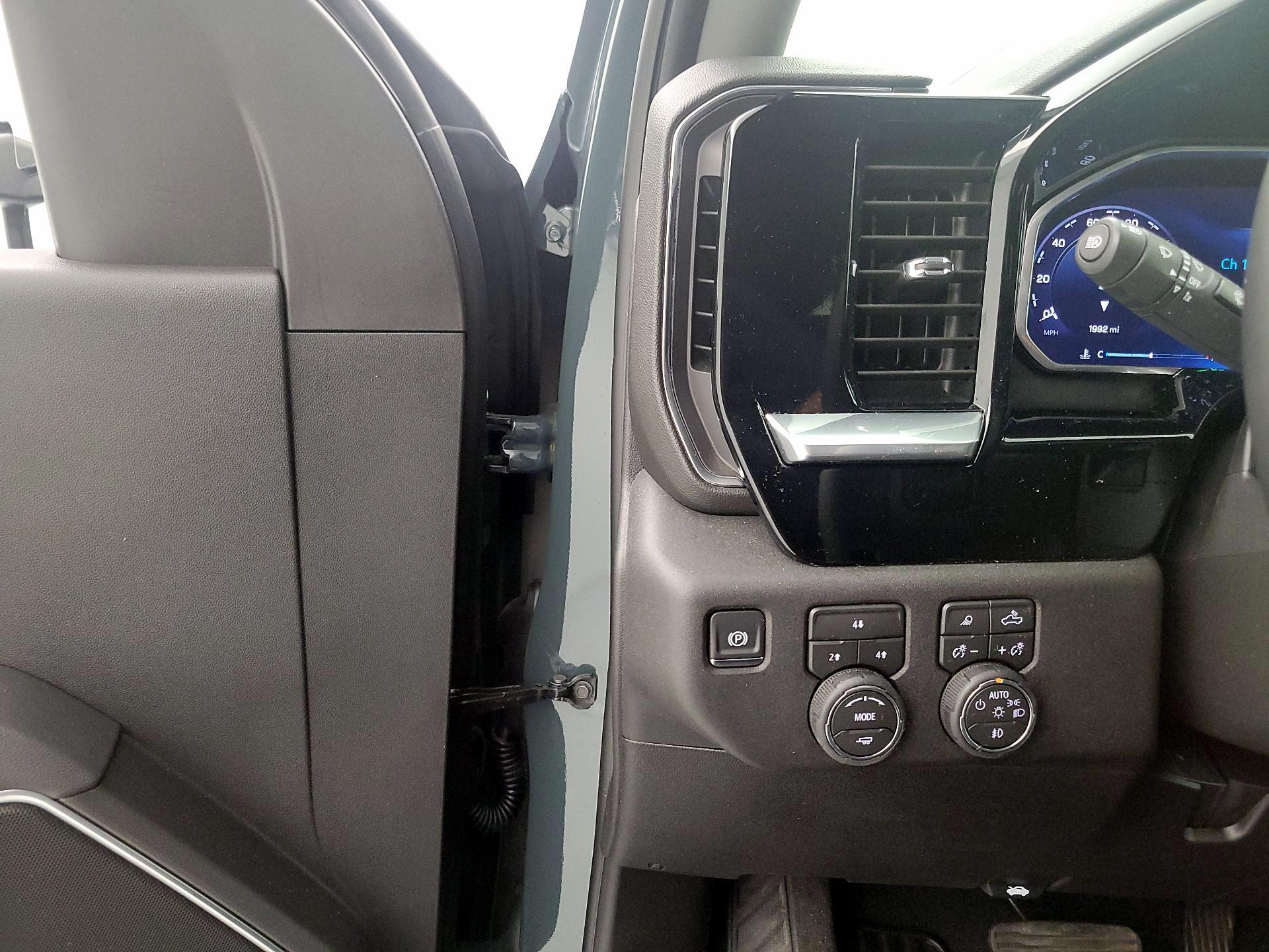 Thumbnail: 2026 Chevrolet Silverado 2500 - 13