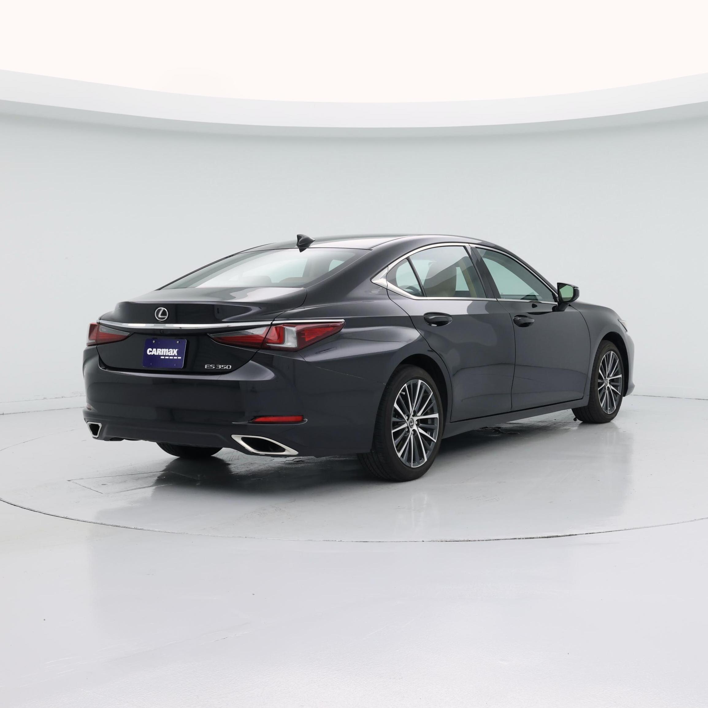 Thumbnail: 2023 Lexus ES - 8