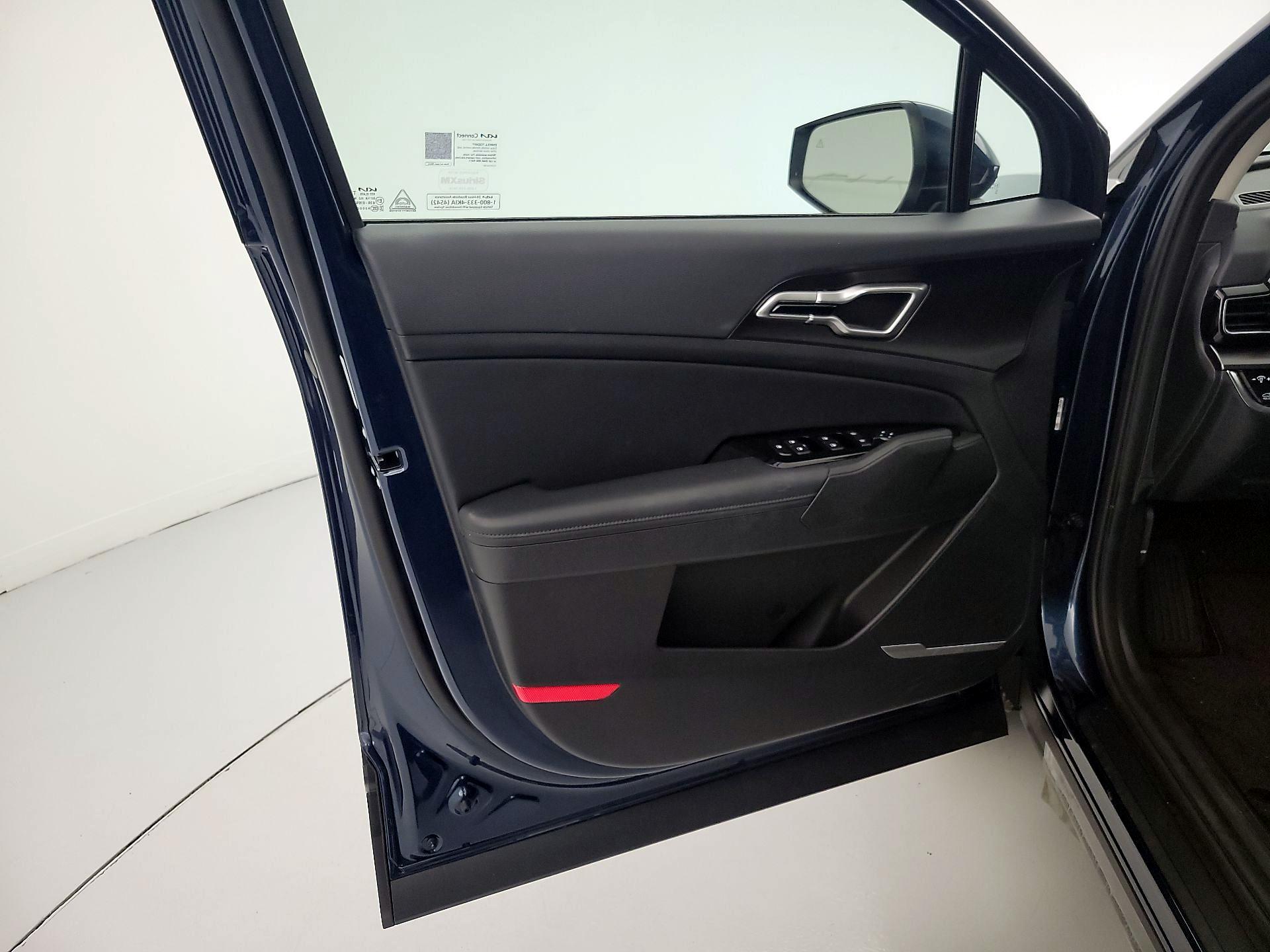 Thumbnail: 2025 Kia Sportage - 12