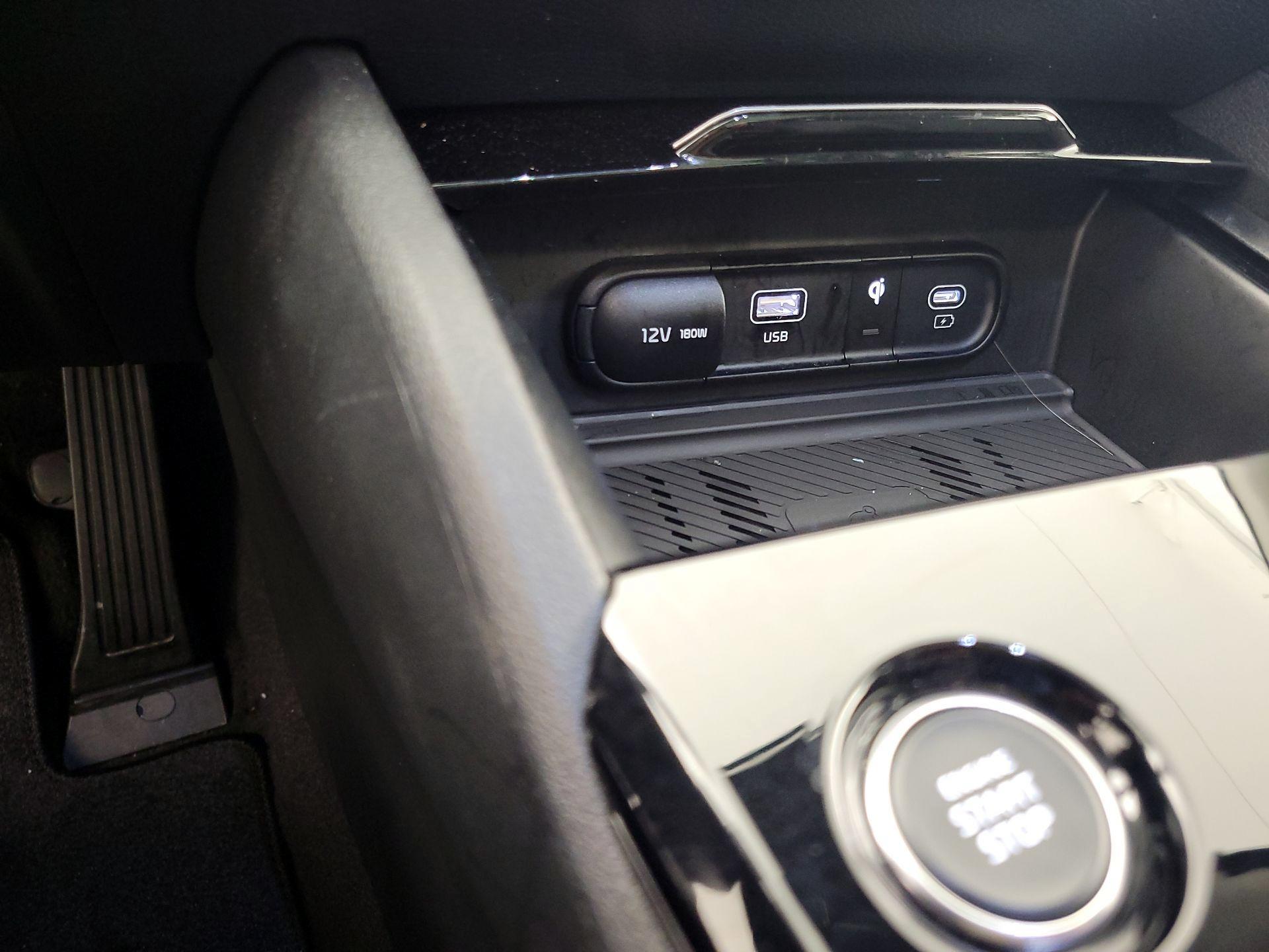Thumbnail: 2025 Kia Sportage - 19