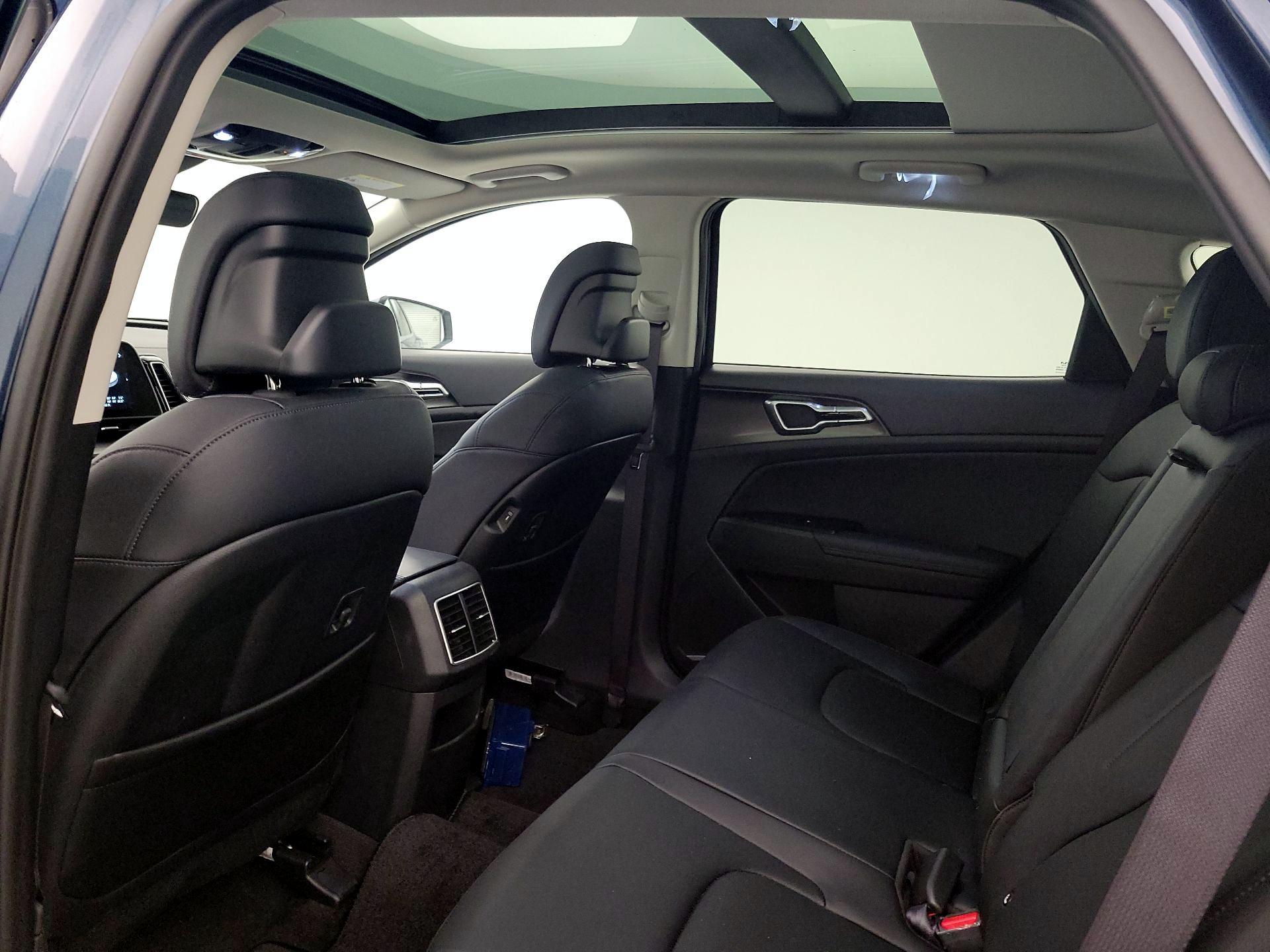 Thumbnail: 2025 Kia Sportage - 20
