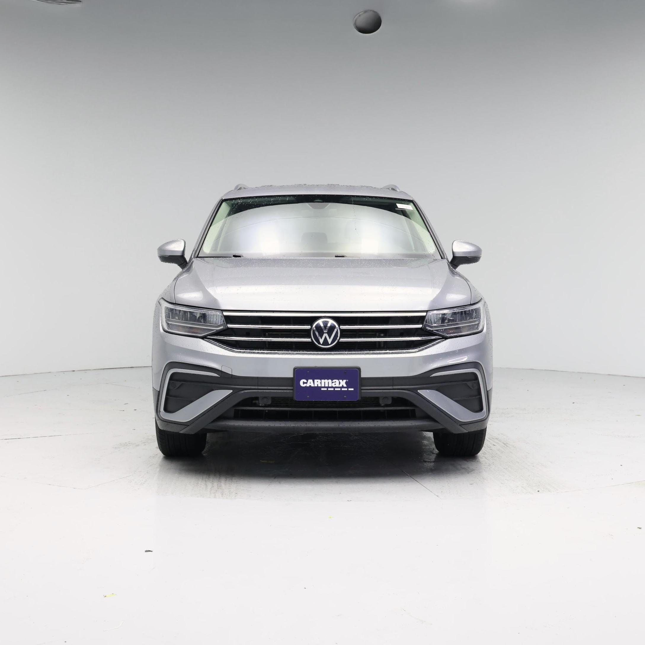 Thumbnail: 2023 Volkswagen Tiguan - 5
