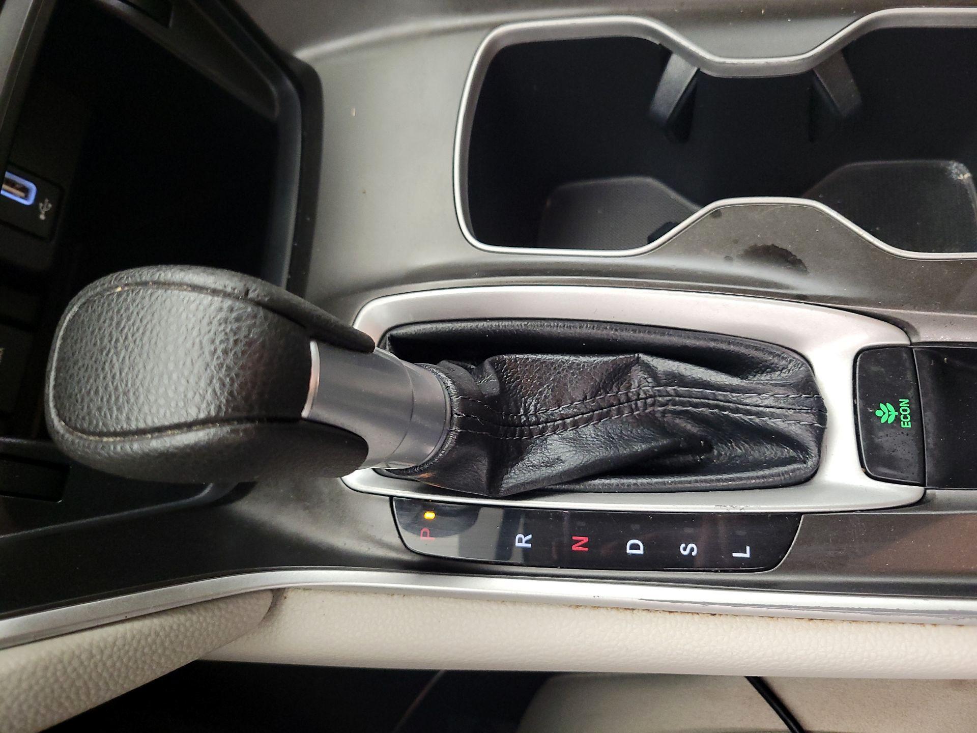 Thumbnail: 2019 Honda Accord - 18