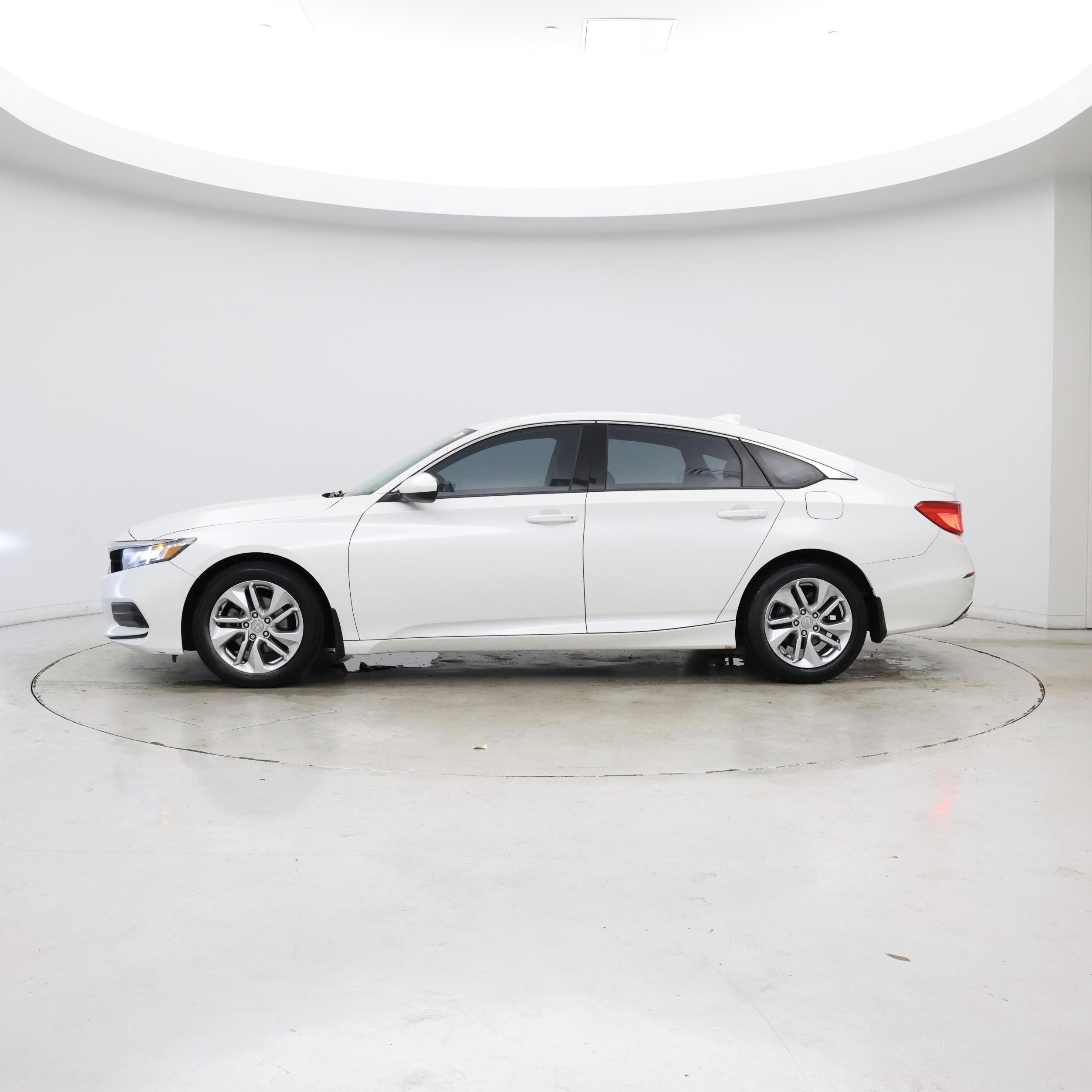 Thumbnail: 2019 Honda Accord - 3