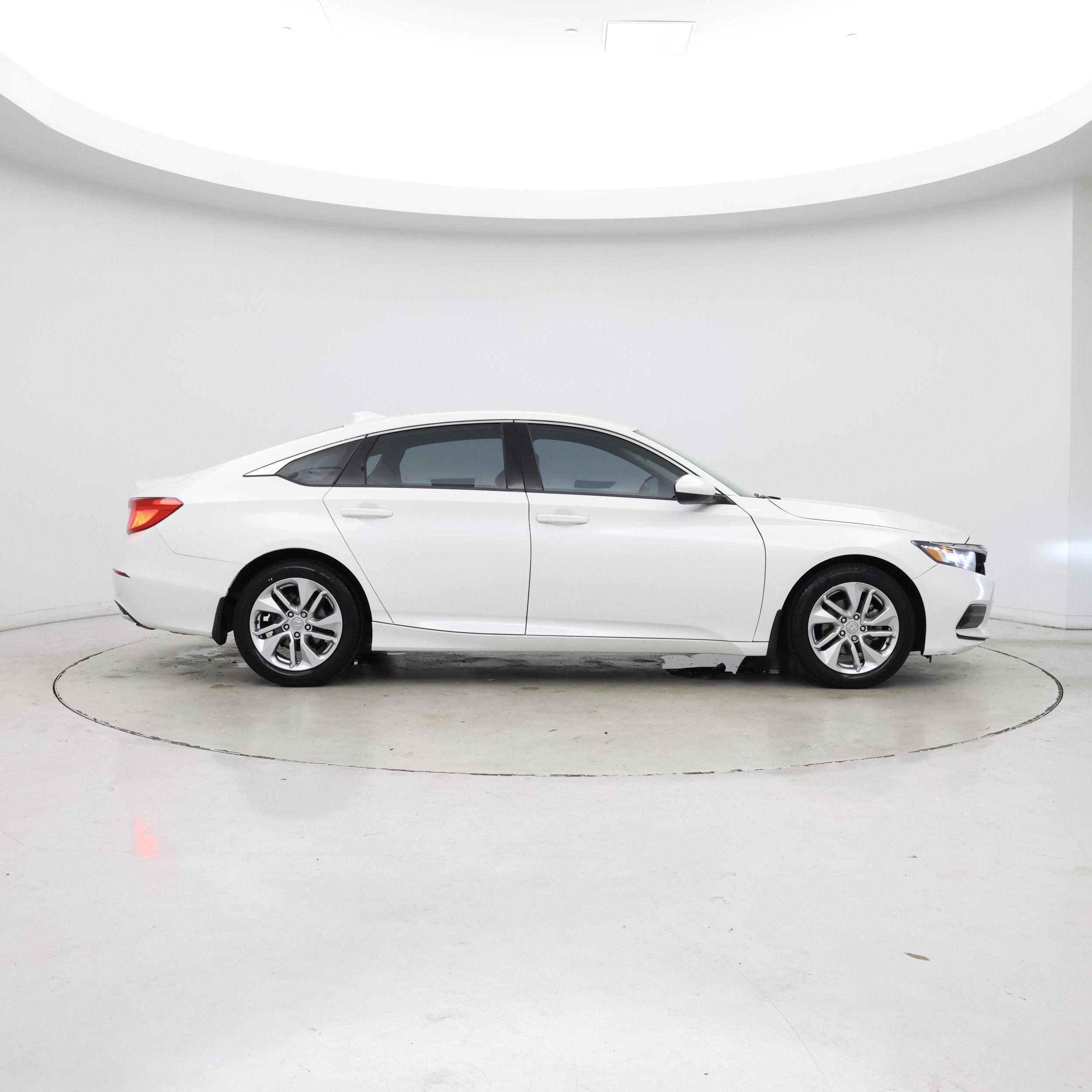 Thumbnail: 2019 Honda Accord - 7
