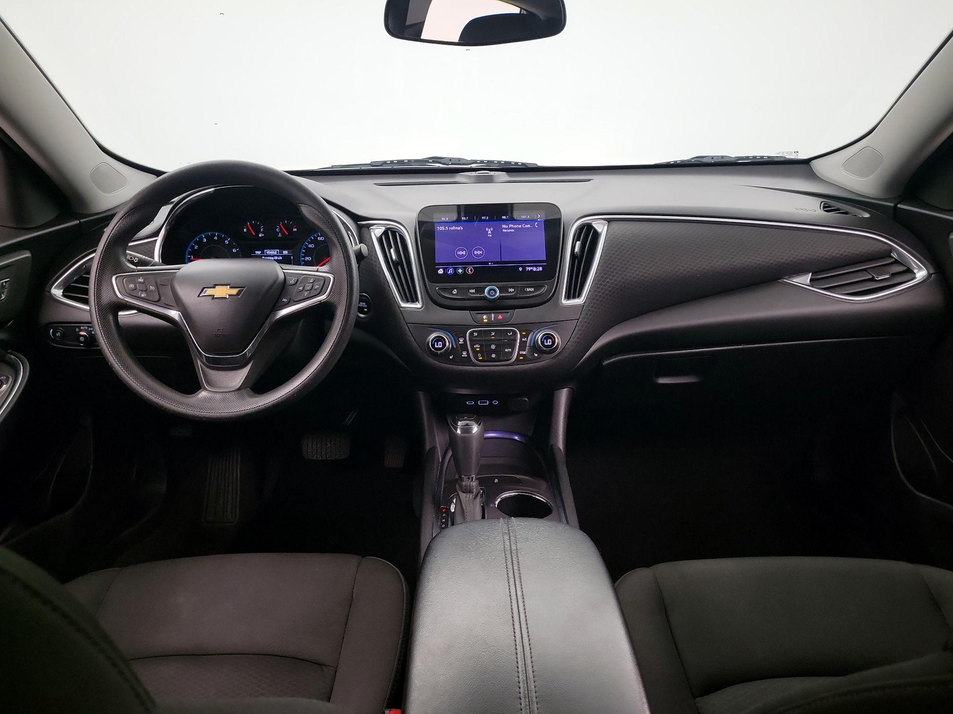 Thumbnail: 2020 Chevrolet Malibu - 8