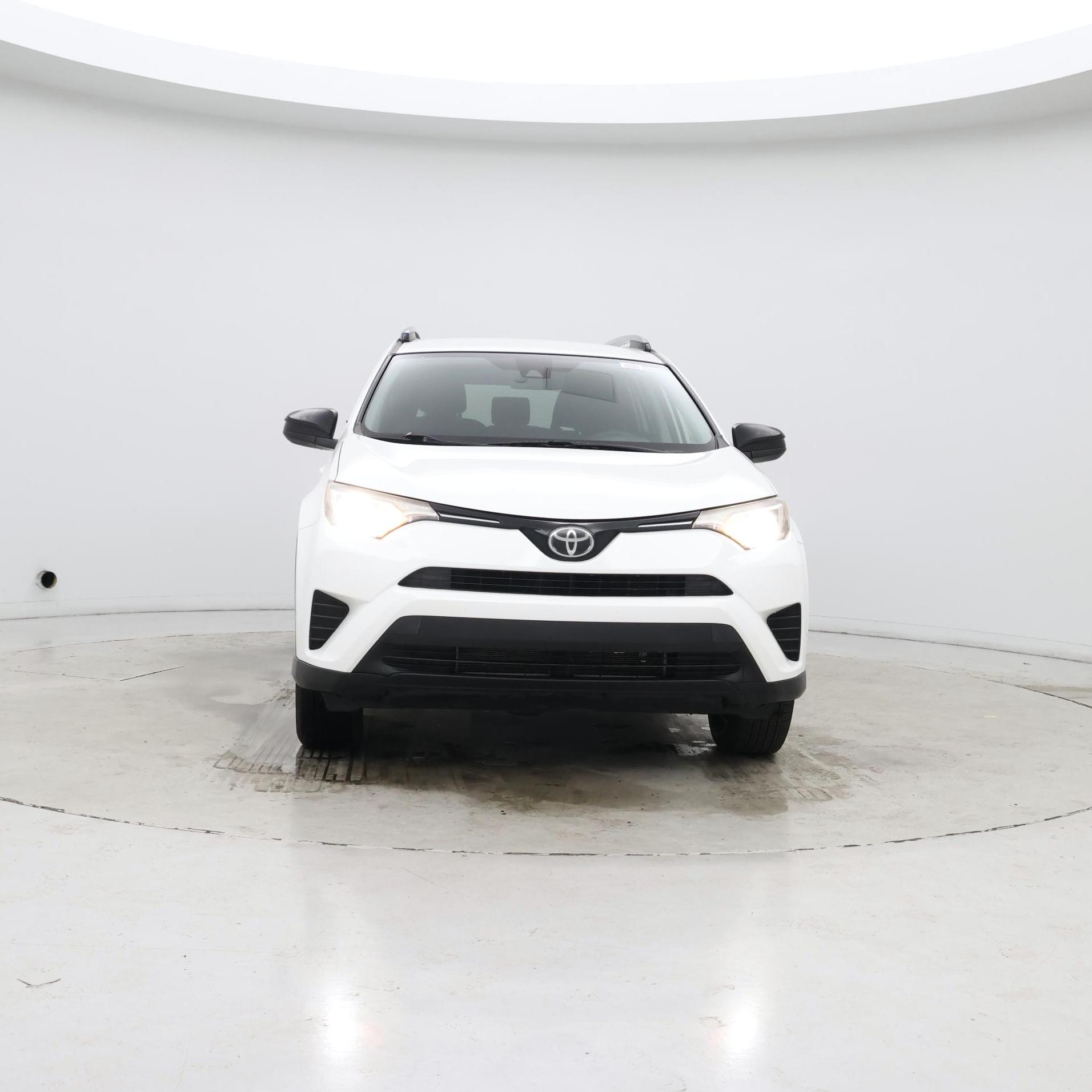 Thumbnail: 2017 Toyota RAV4 - 5