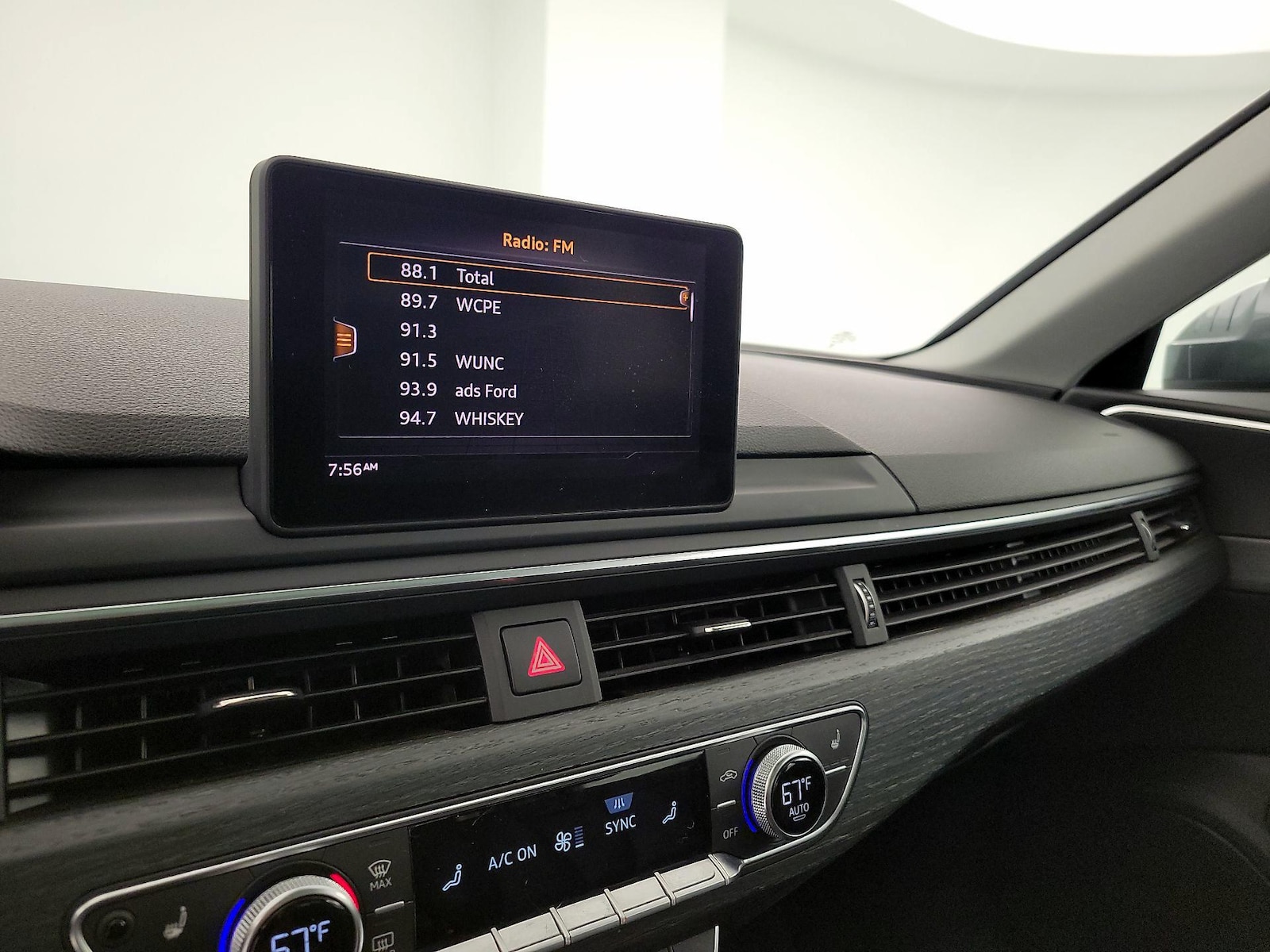 2017 Audi A4 Premium - Photo 16