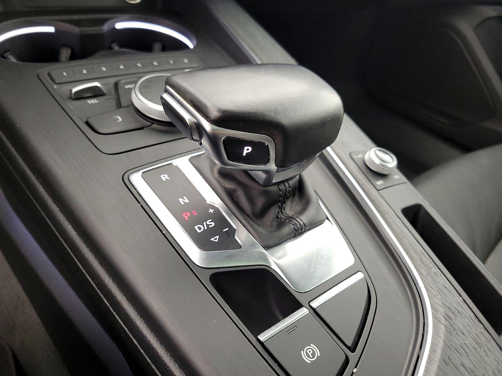 2017 Audi A4 Premium - Photo 18