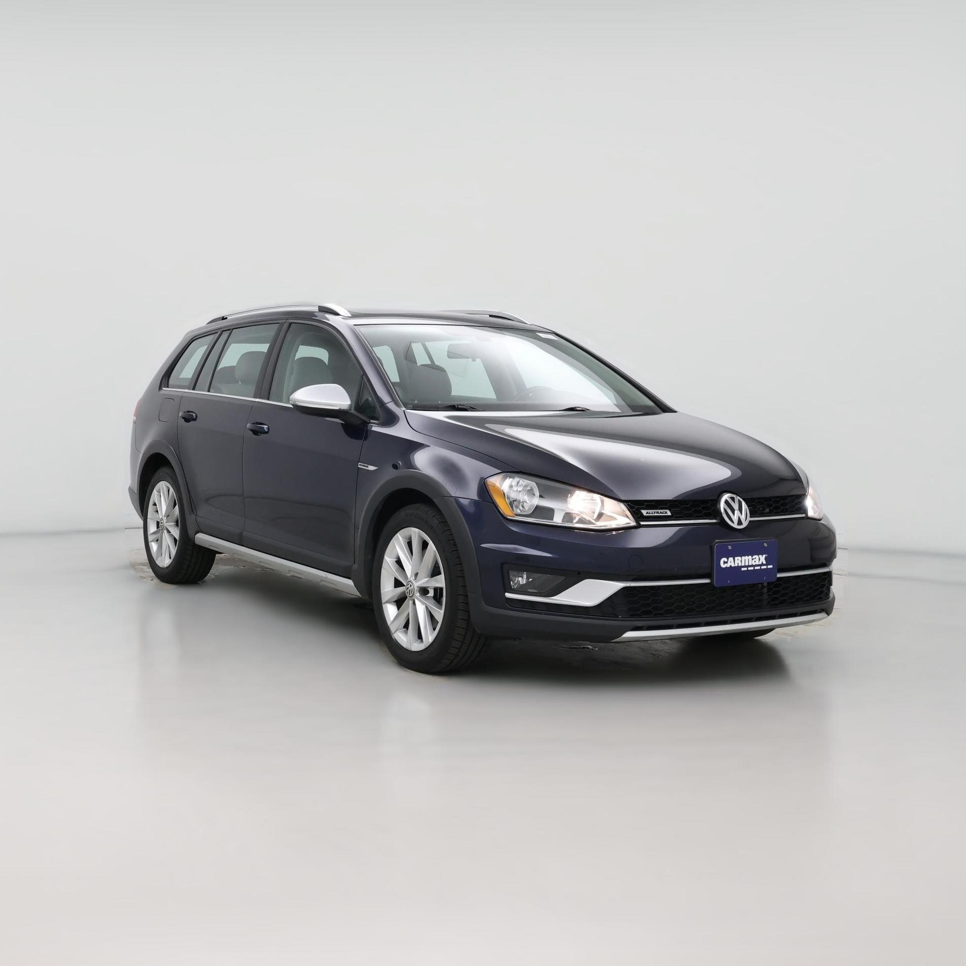 Thumbnail: 2017 Volkswagen Golf - 1