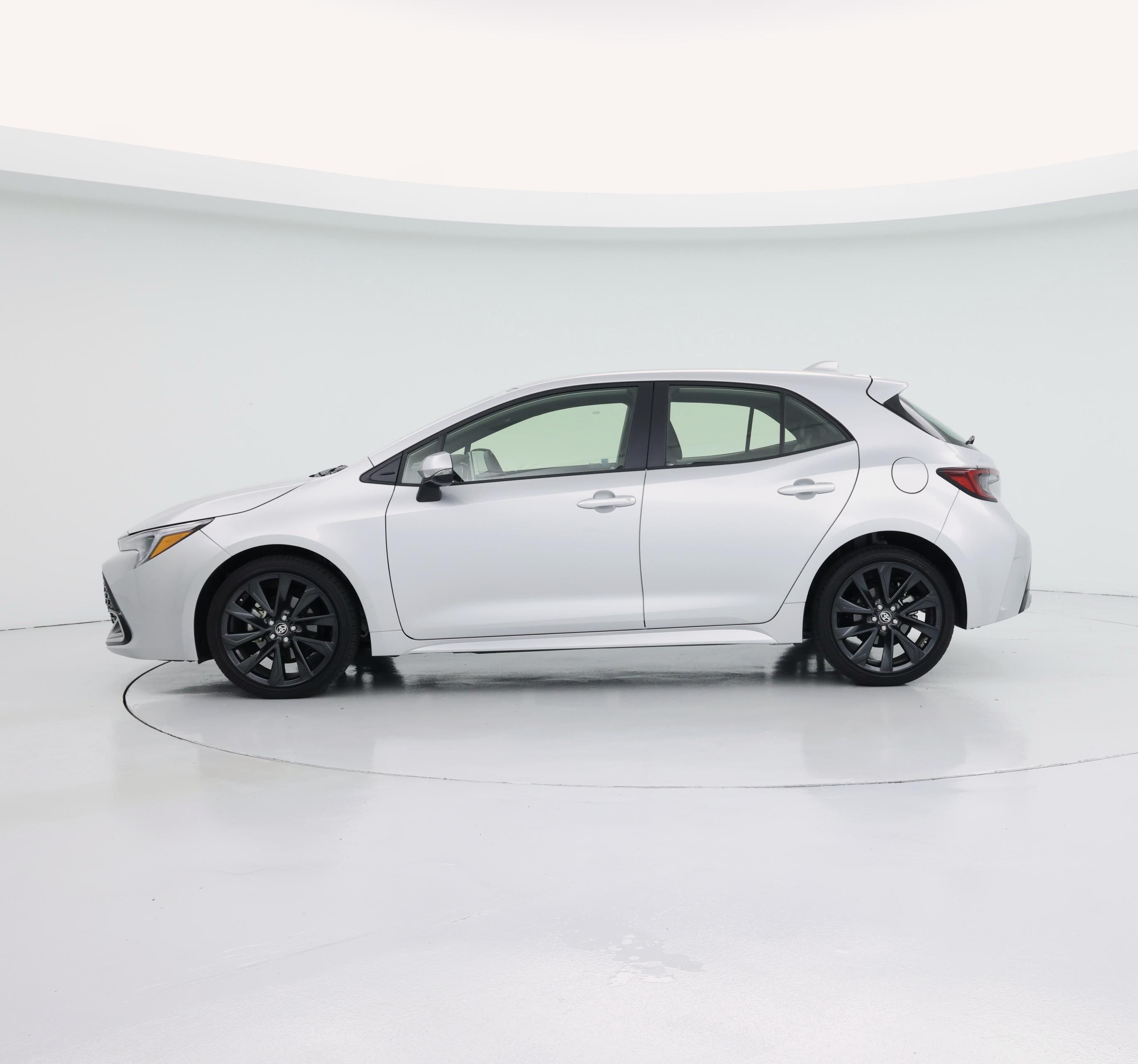 Thumbnail: 2025 Toyota Corolla - 3