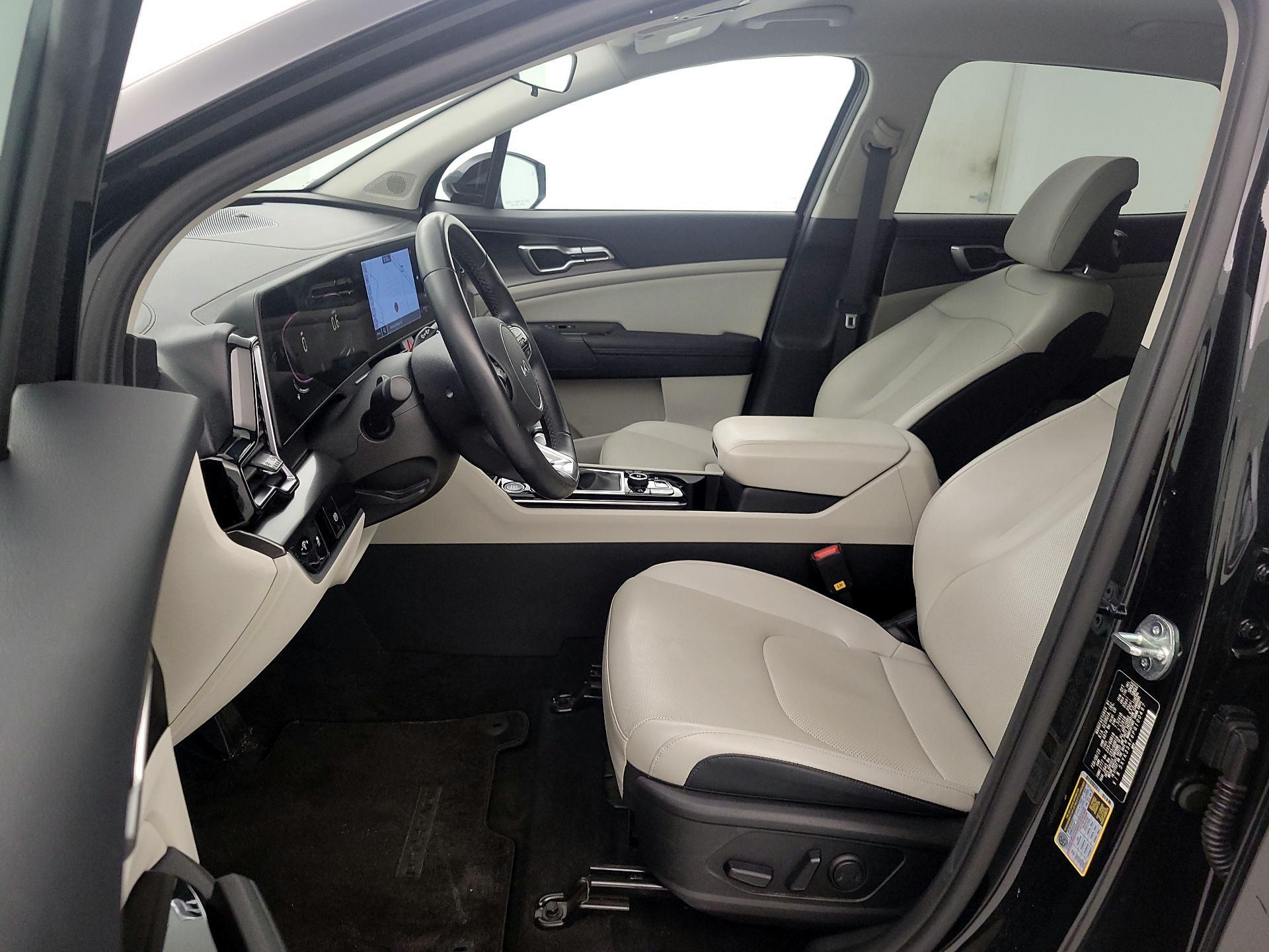 Thumbnail: 2023 Kia Sportage - 11