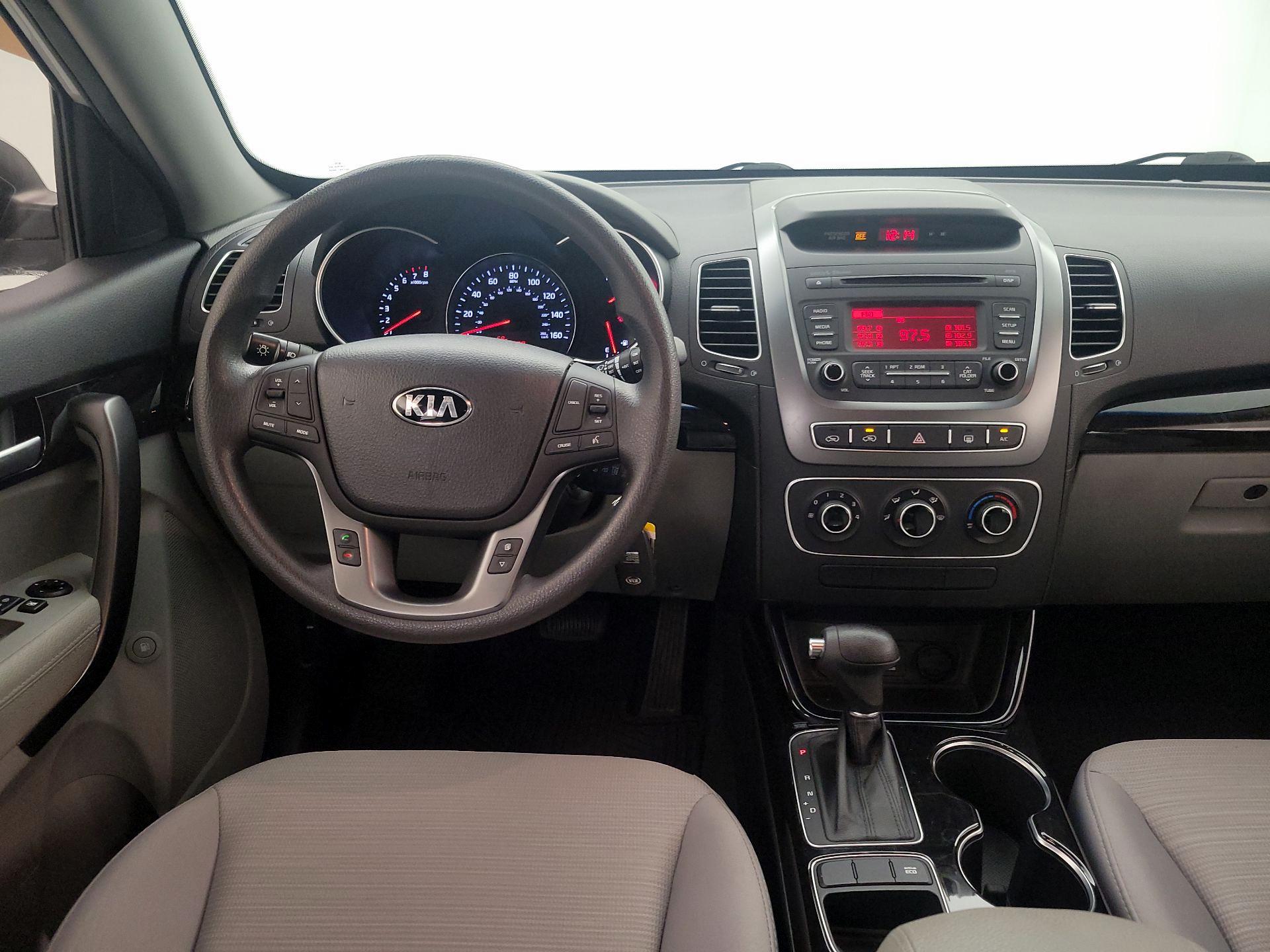 Thumbnail: 2015 Kia Sorento - 10