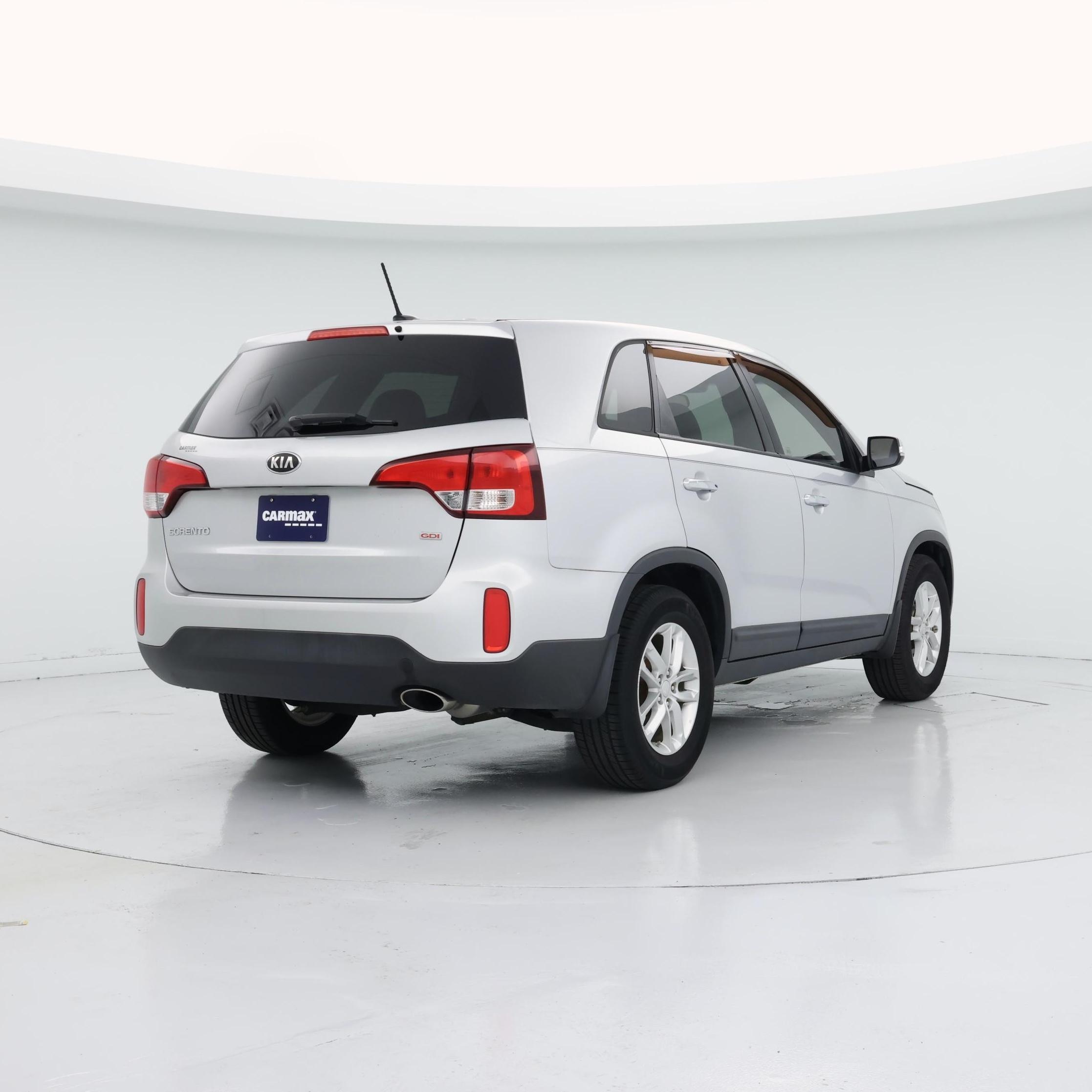 Thumbnail: 2015 Kia Sorento - 8