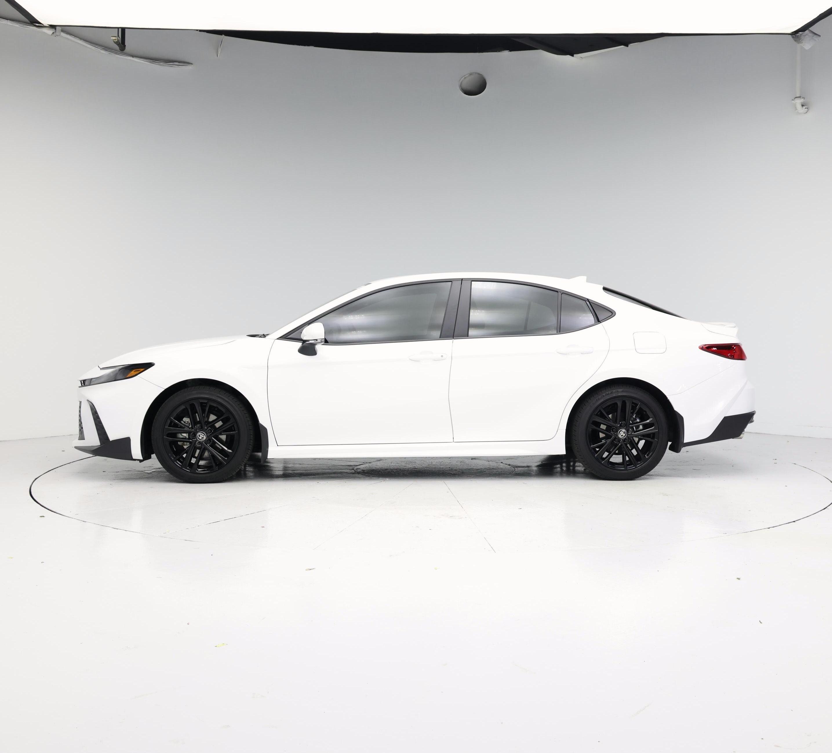 Thumbnail: 2026 Toyota Camry - 3