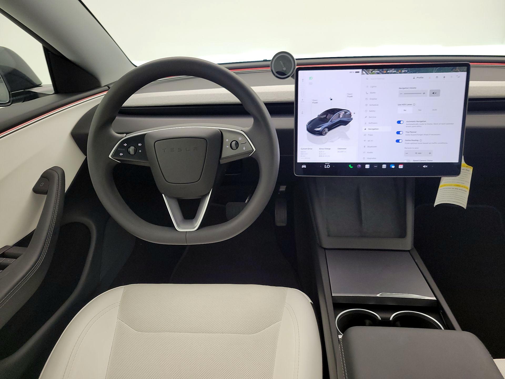 Thumbnail: 2024 Tesla Model 3 - 10