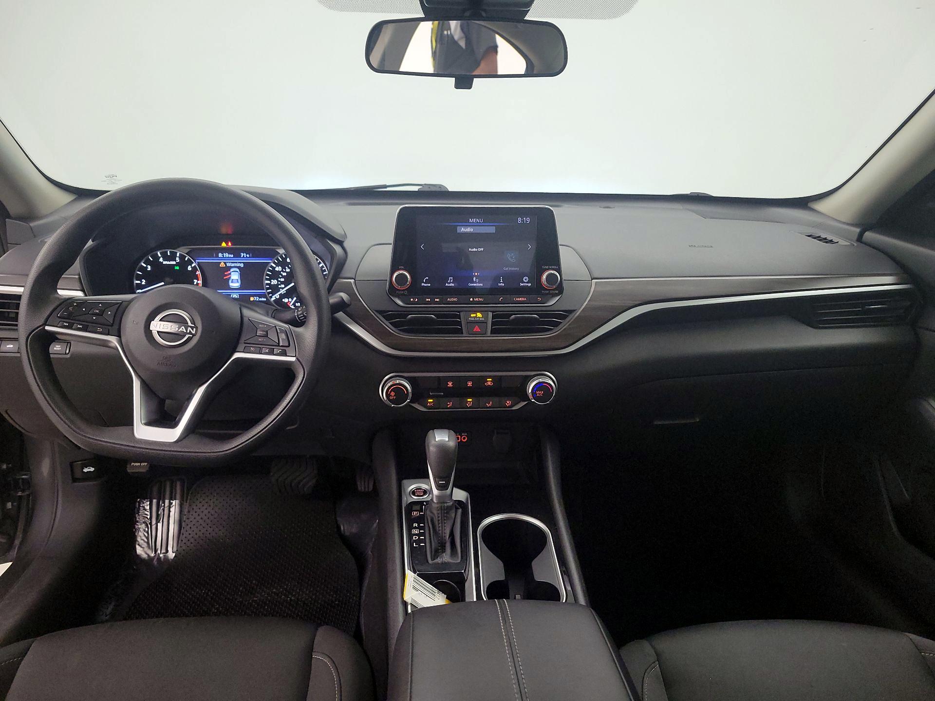Thumbnail: 2024 Nissan Altima - 9