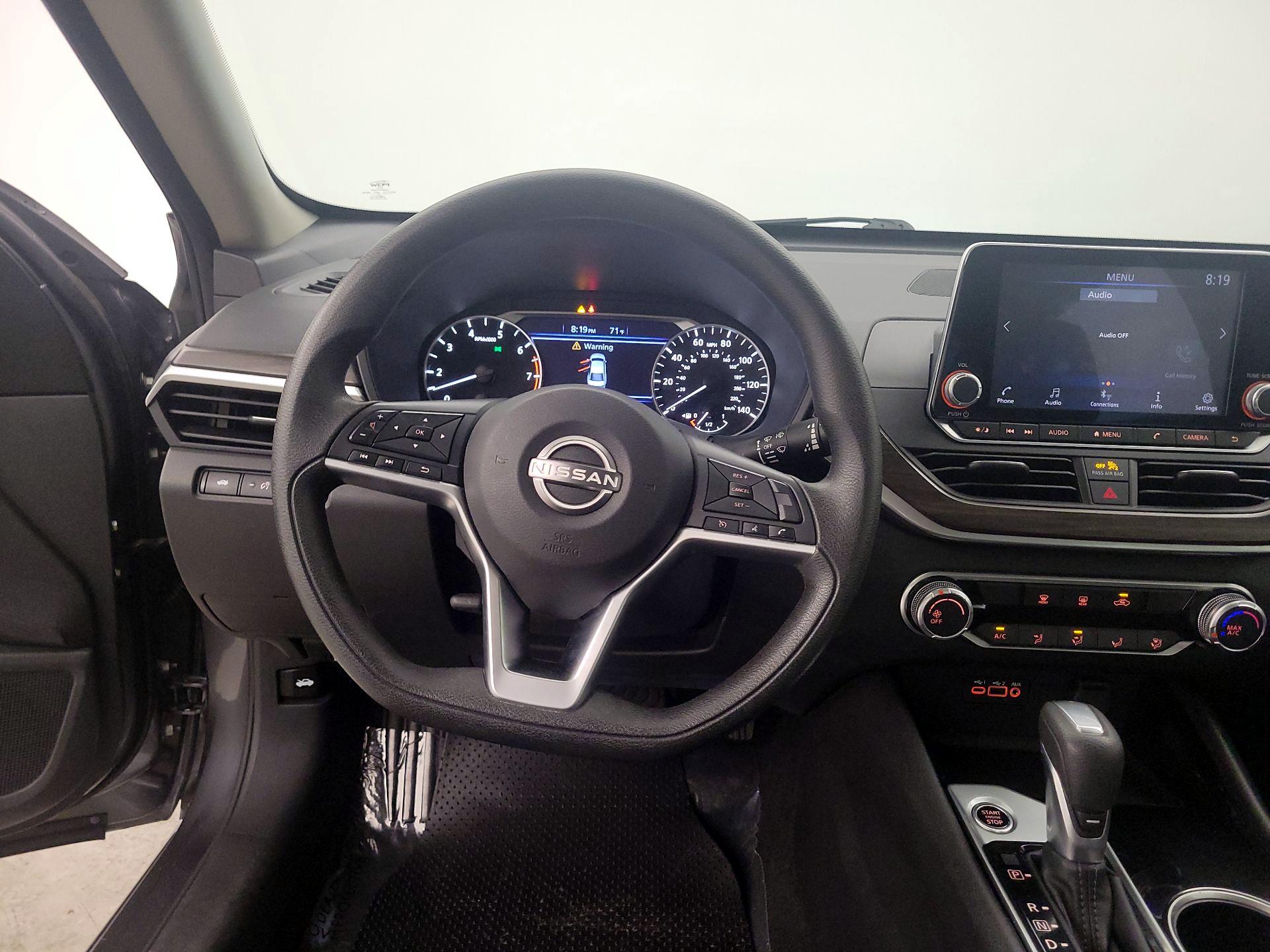 Thumbnail: 2024 Nissan Altima - 10