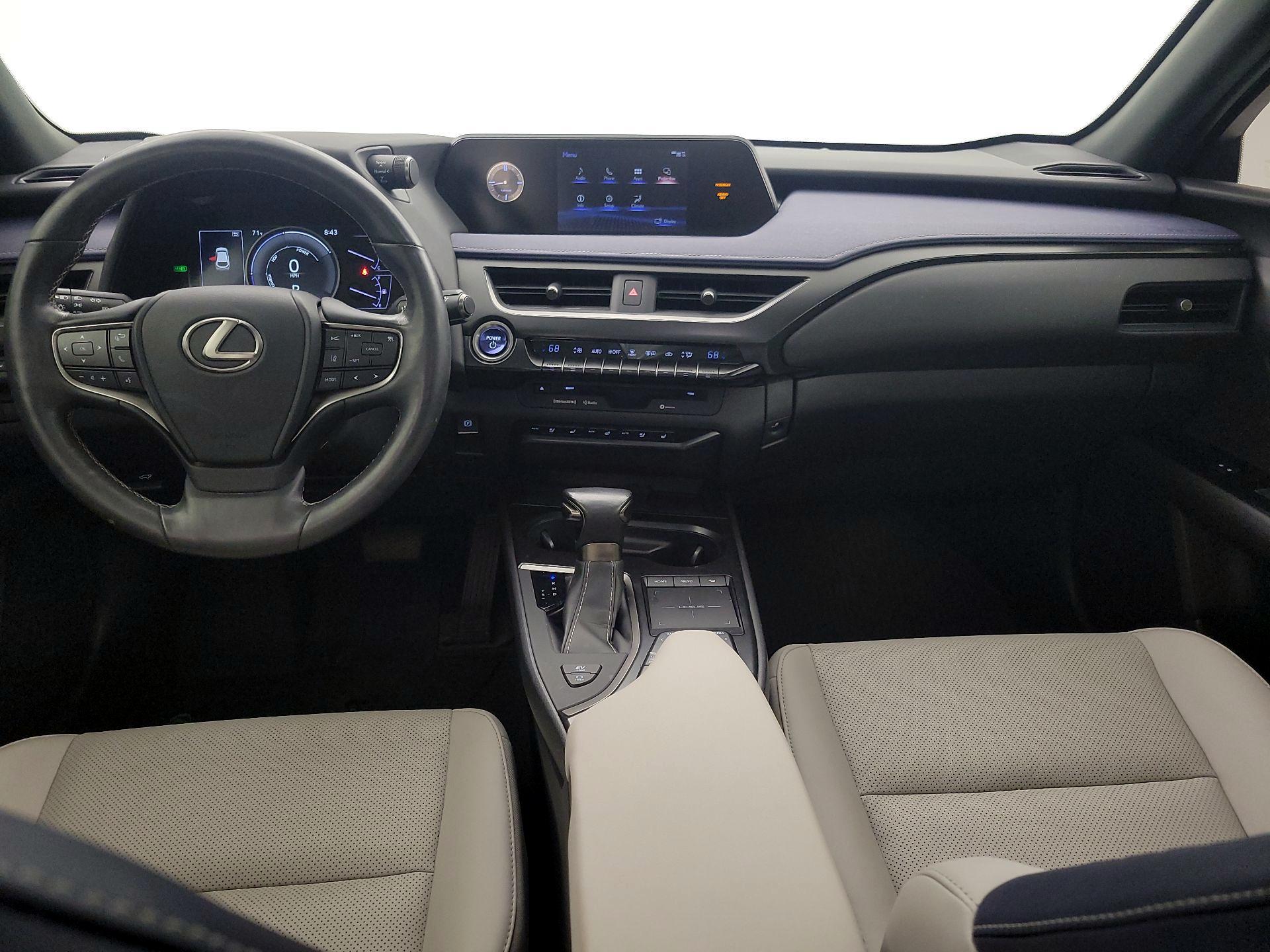Thumbnail: 2020 Lexus UX - 9