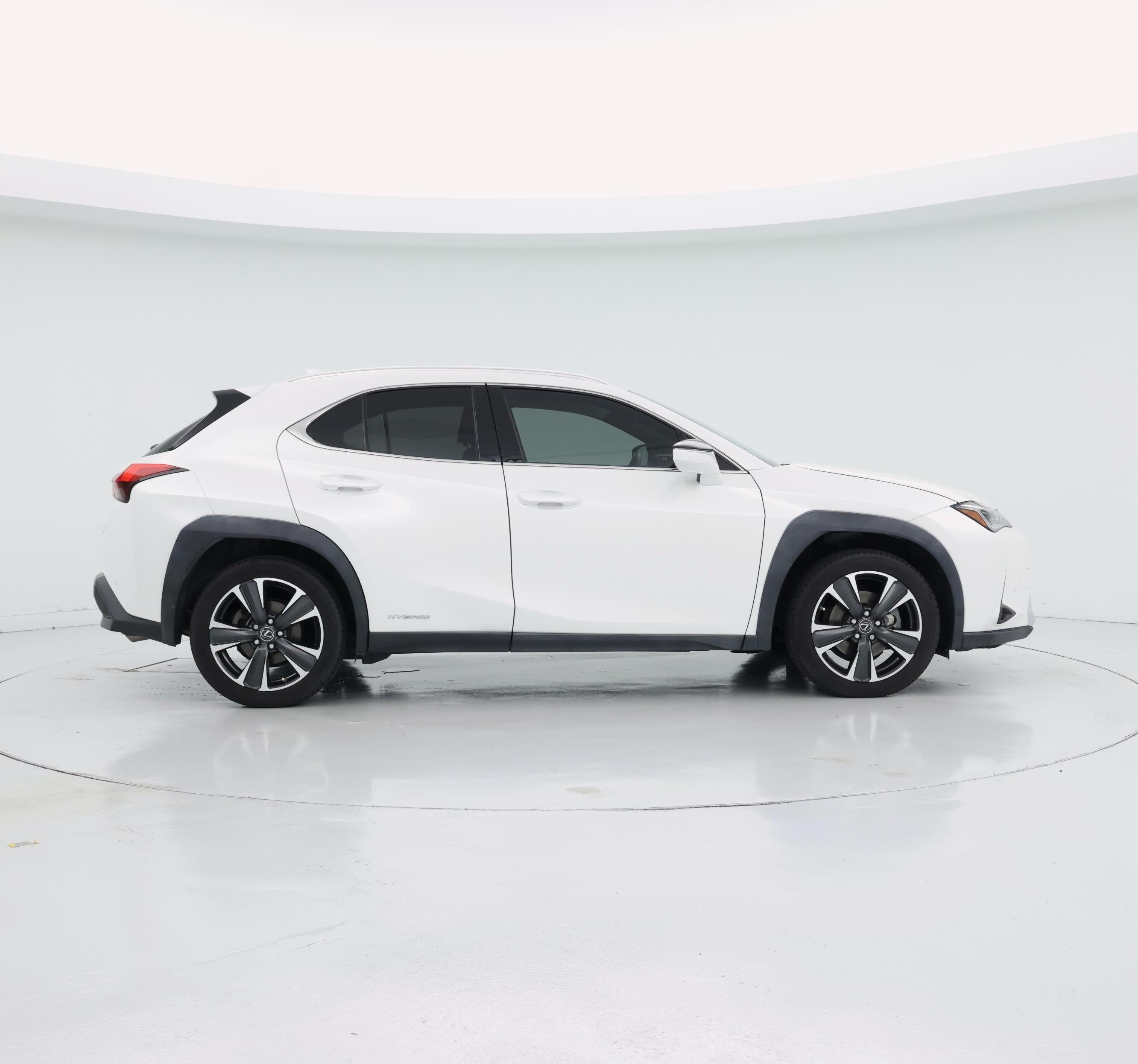 Thumbnail: 2020 Lexus UX - 7