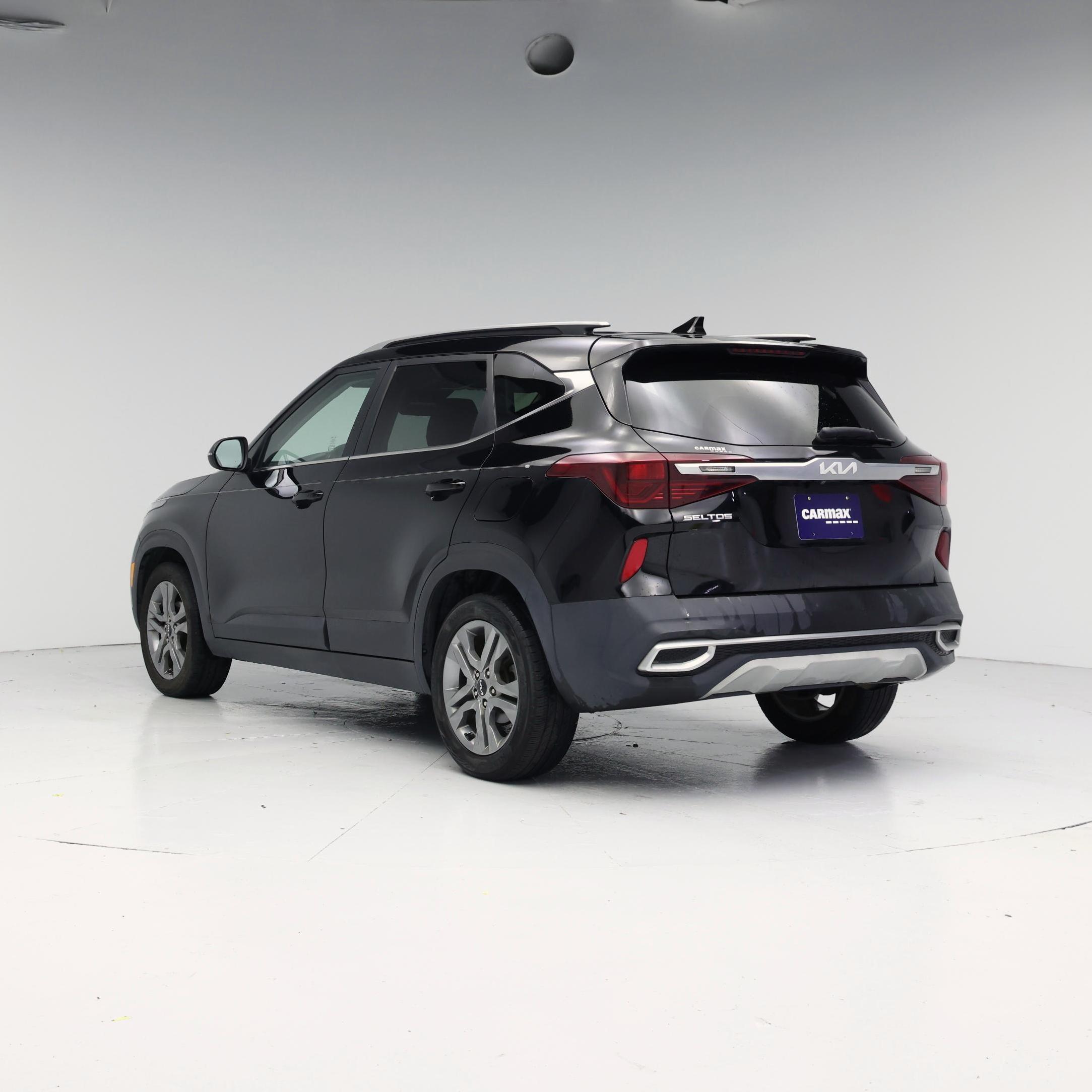 Thumbnail: 2022 Kia Seltos - 2