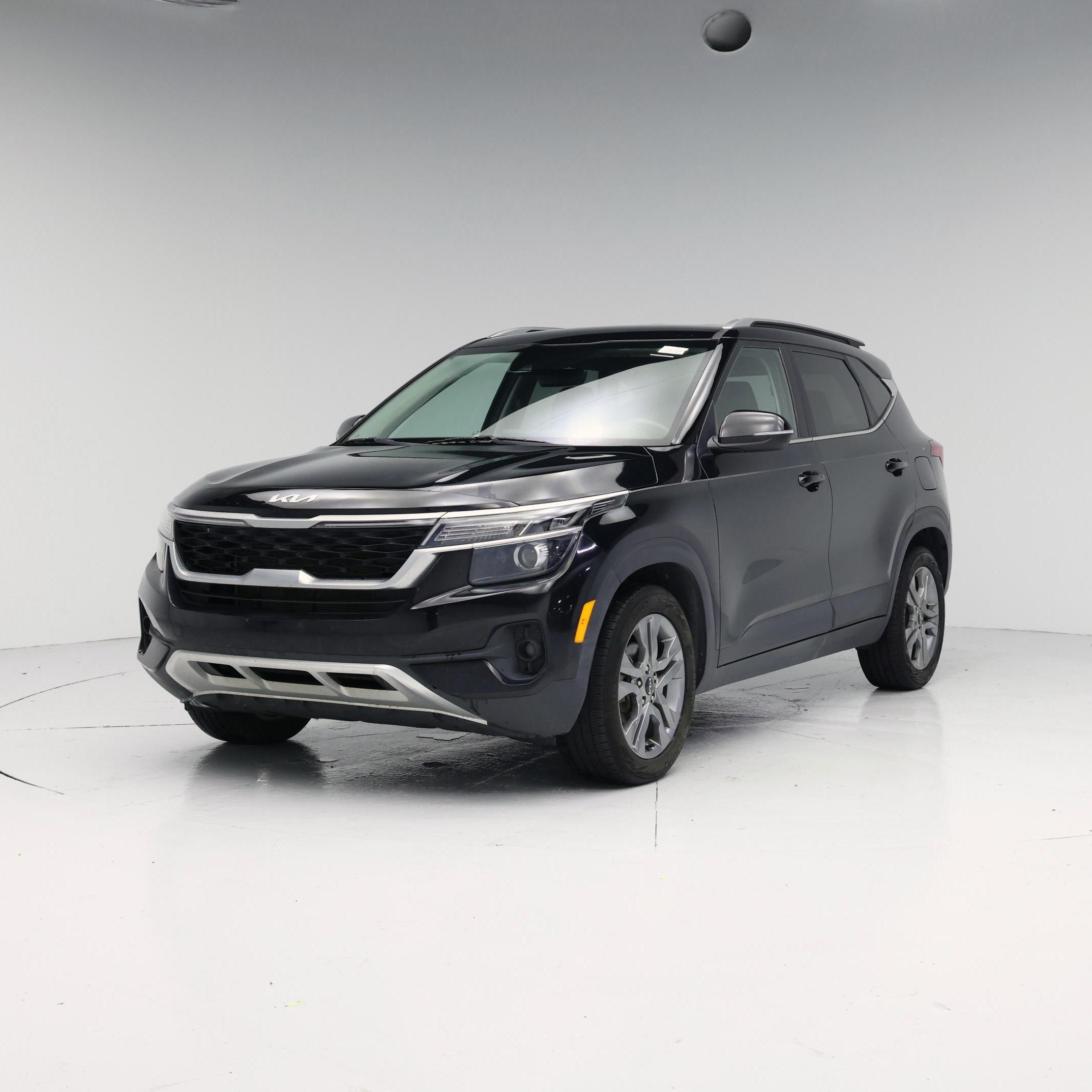 Thumbnail: 2022 Kia Seltos - 4