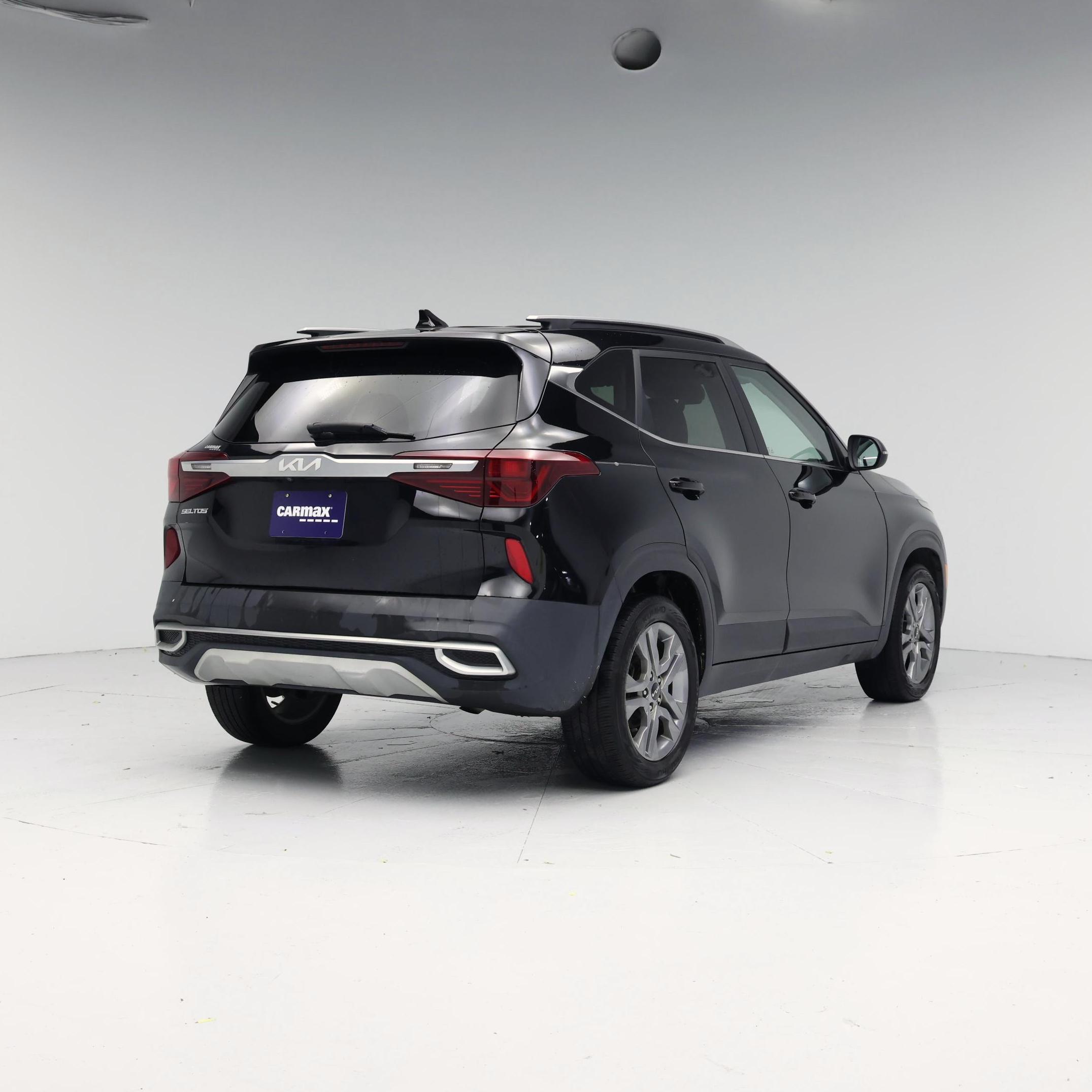 Thumbnail: 2022 Kia Seltos - 8