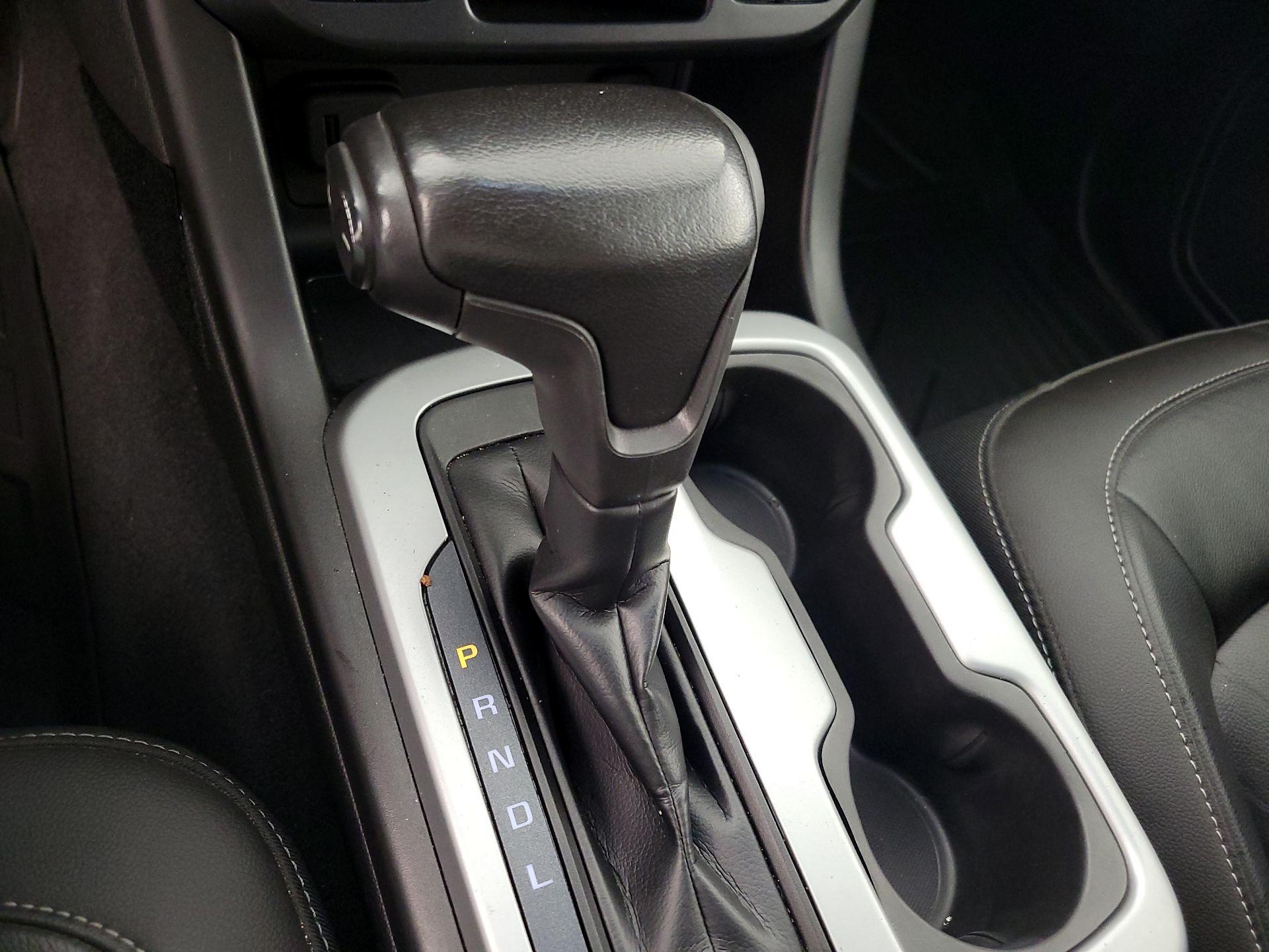 Thumbnail: 2021 Chevrolet Colorado - 17
