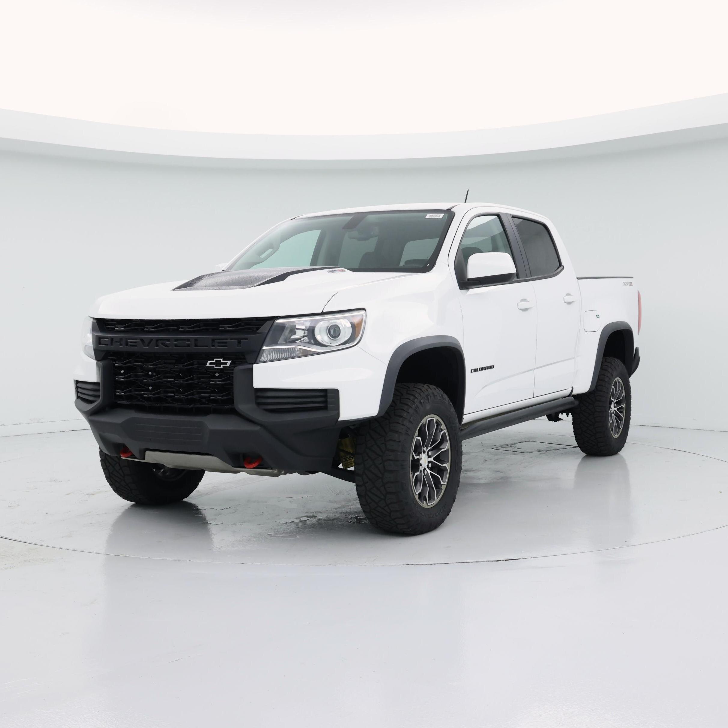 Thumbnail: 2021 Chevrolet Colorado - 4