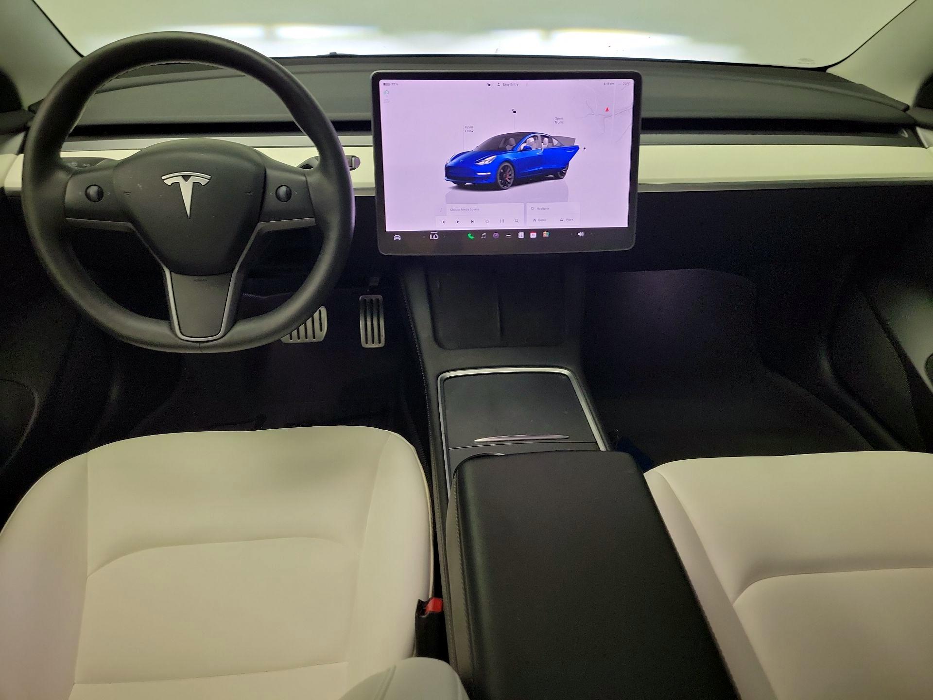 Thumbnail: 2023 Tesla Model 3 - 9