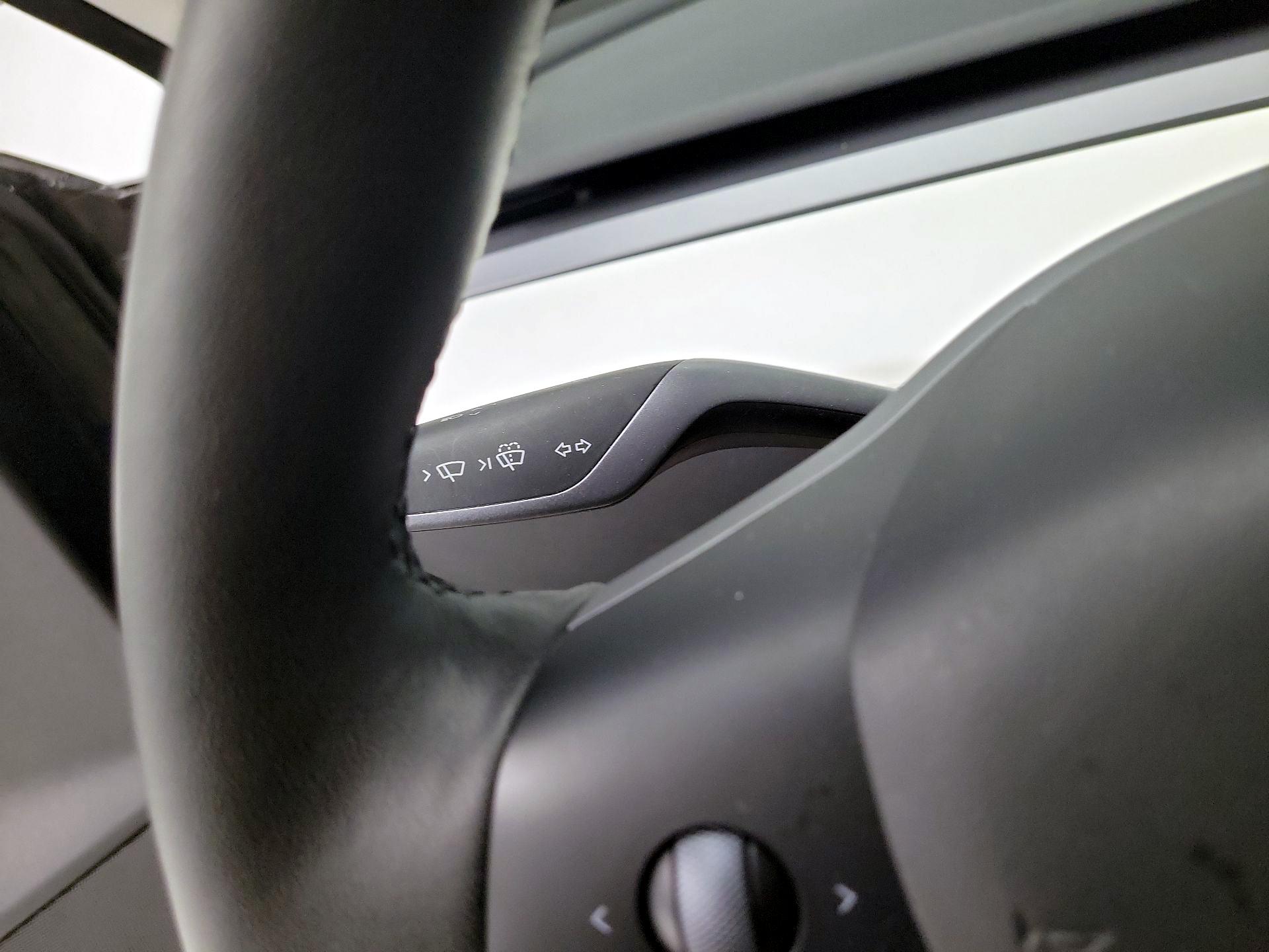 Thumbnail: 2023 Tesla Model 3 - 13
