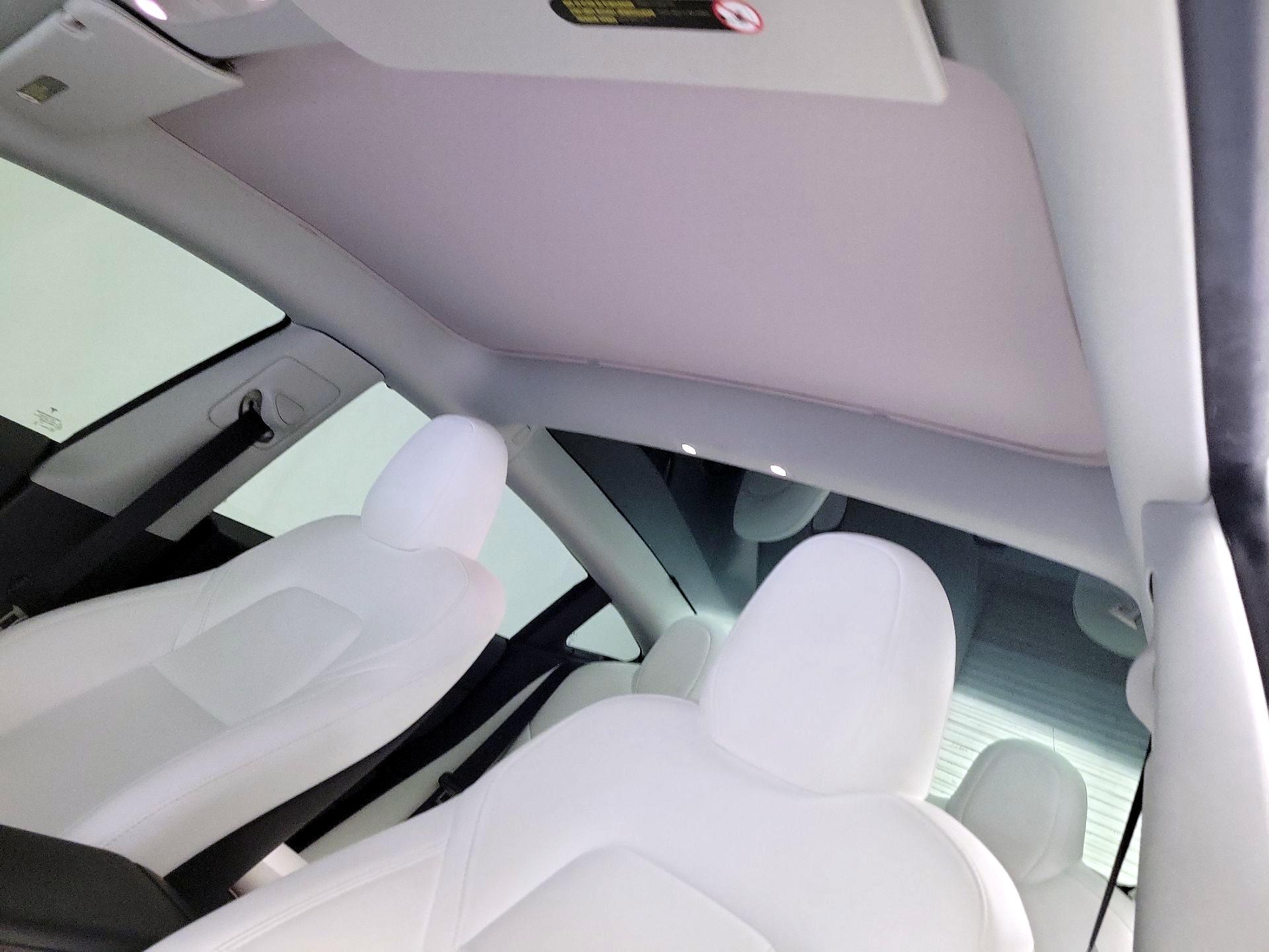 Thumbnail: 2023 Tesla Model 3 - 18