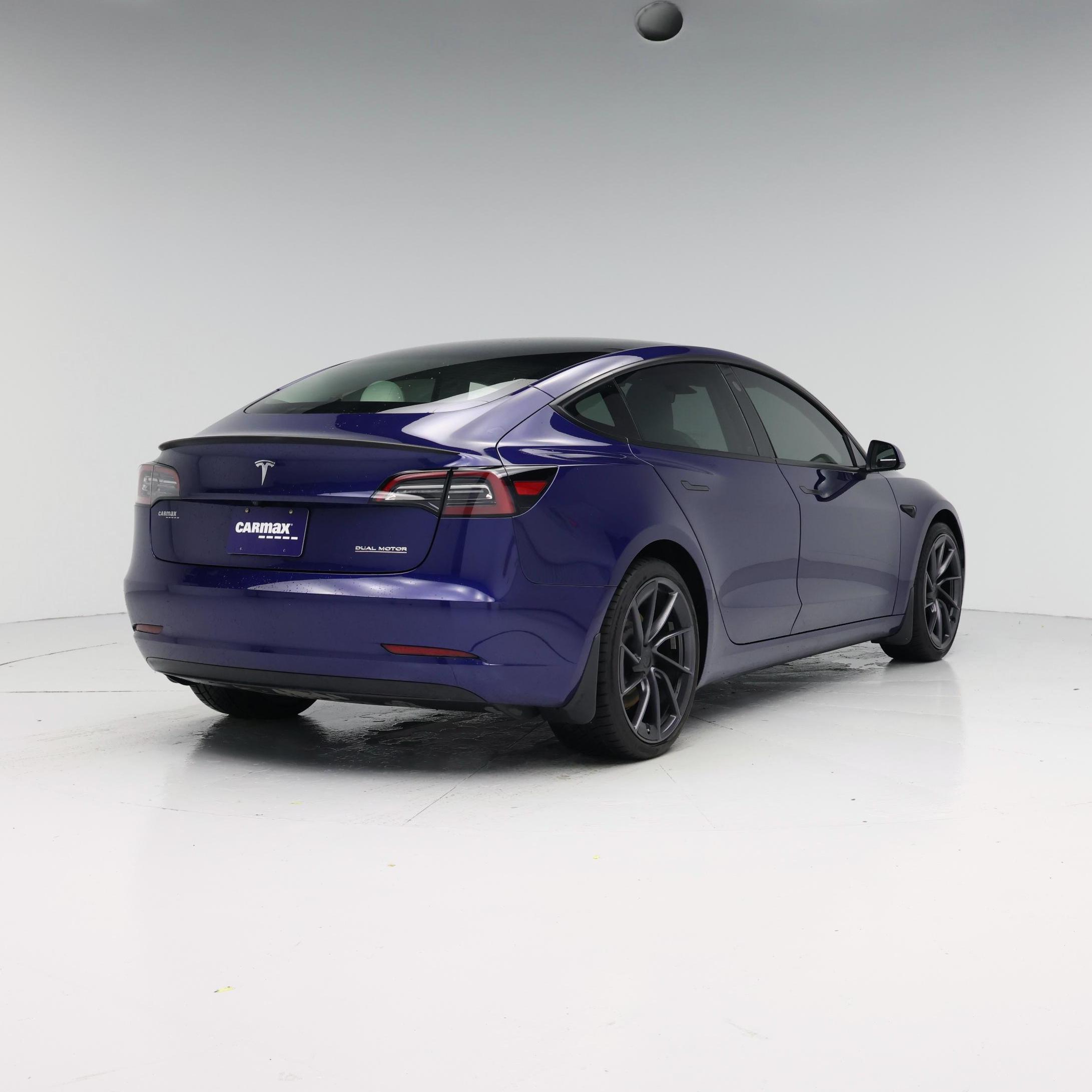 Thumbnail: 2023 Tesla Model 3 - 8