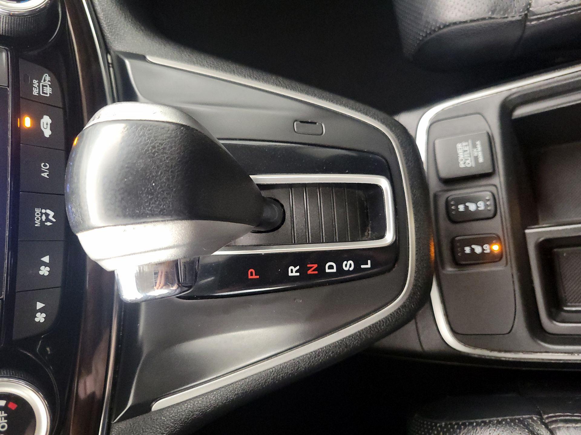 Thumbnail: 2015 Honda CR-V - 18