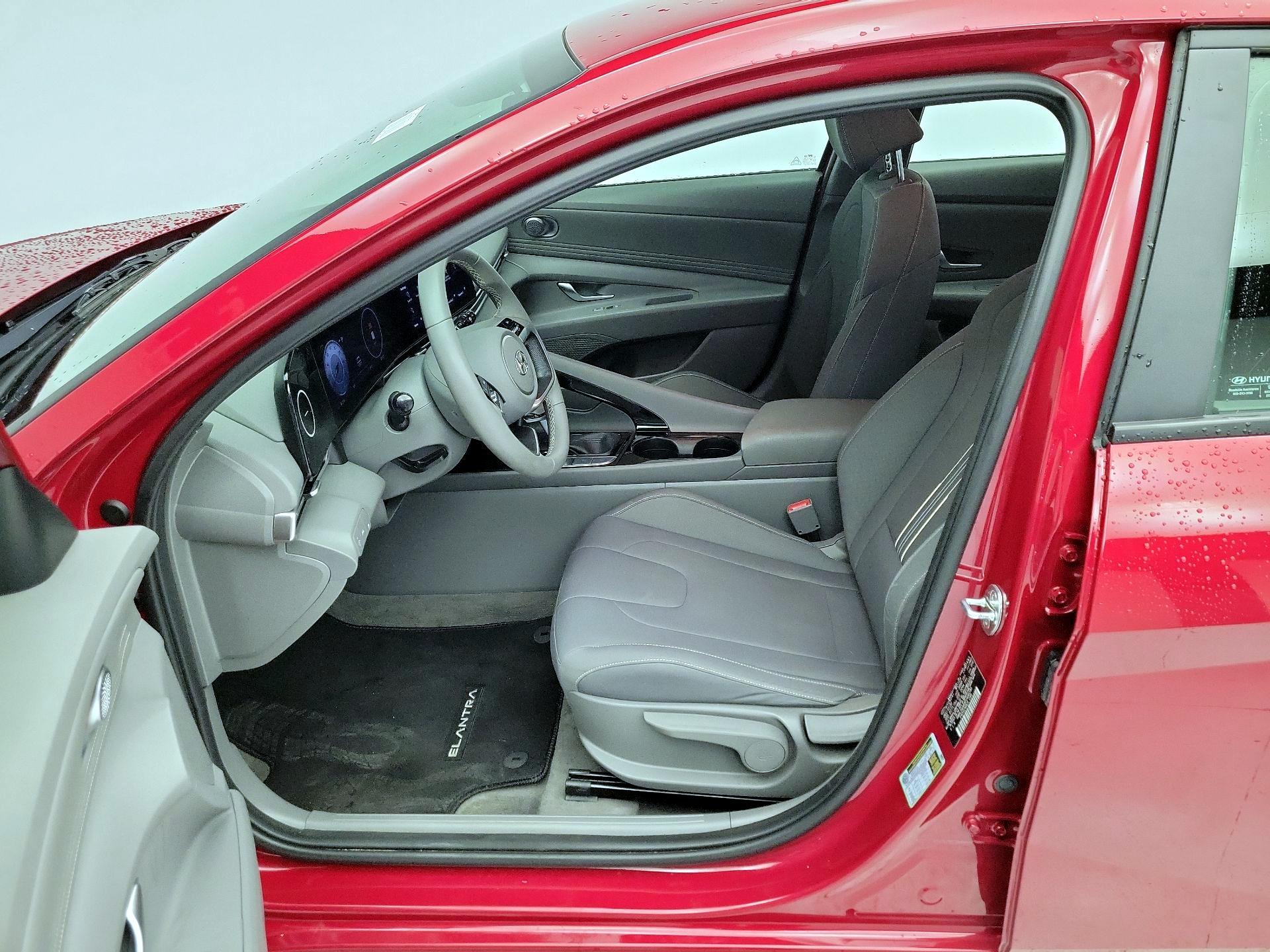 Thumbnail: 2023 Hyundai Elantra - 11