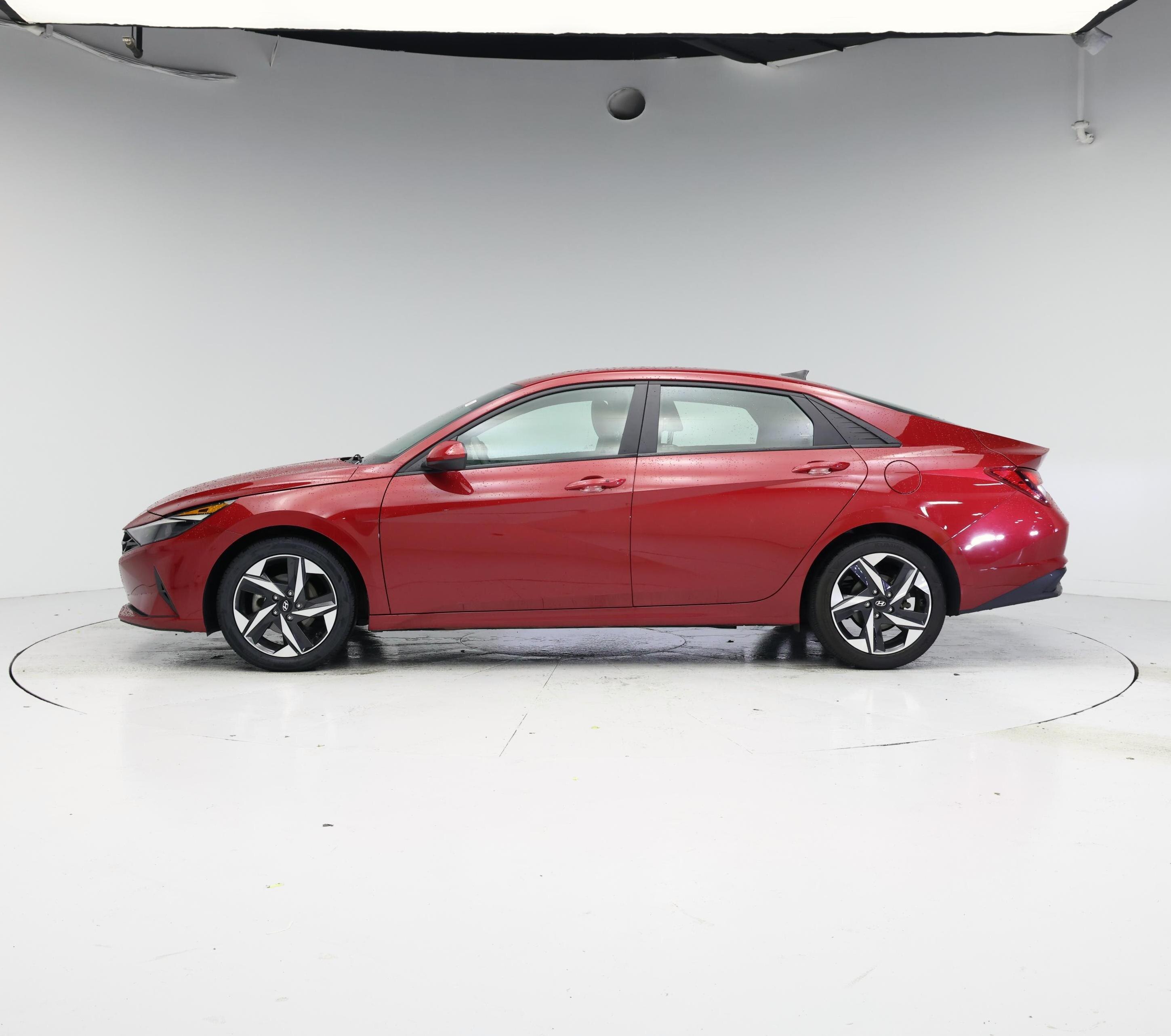 Thumbnail: 2023 Hyundai Elantra - 3