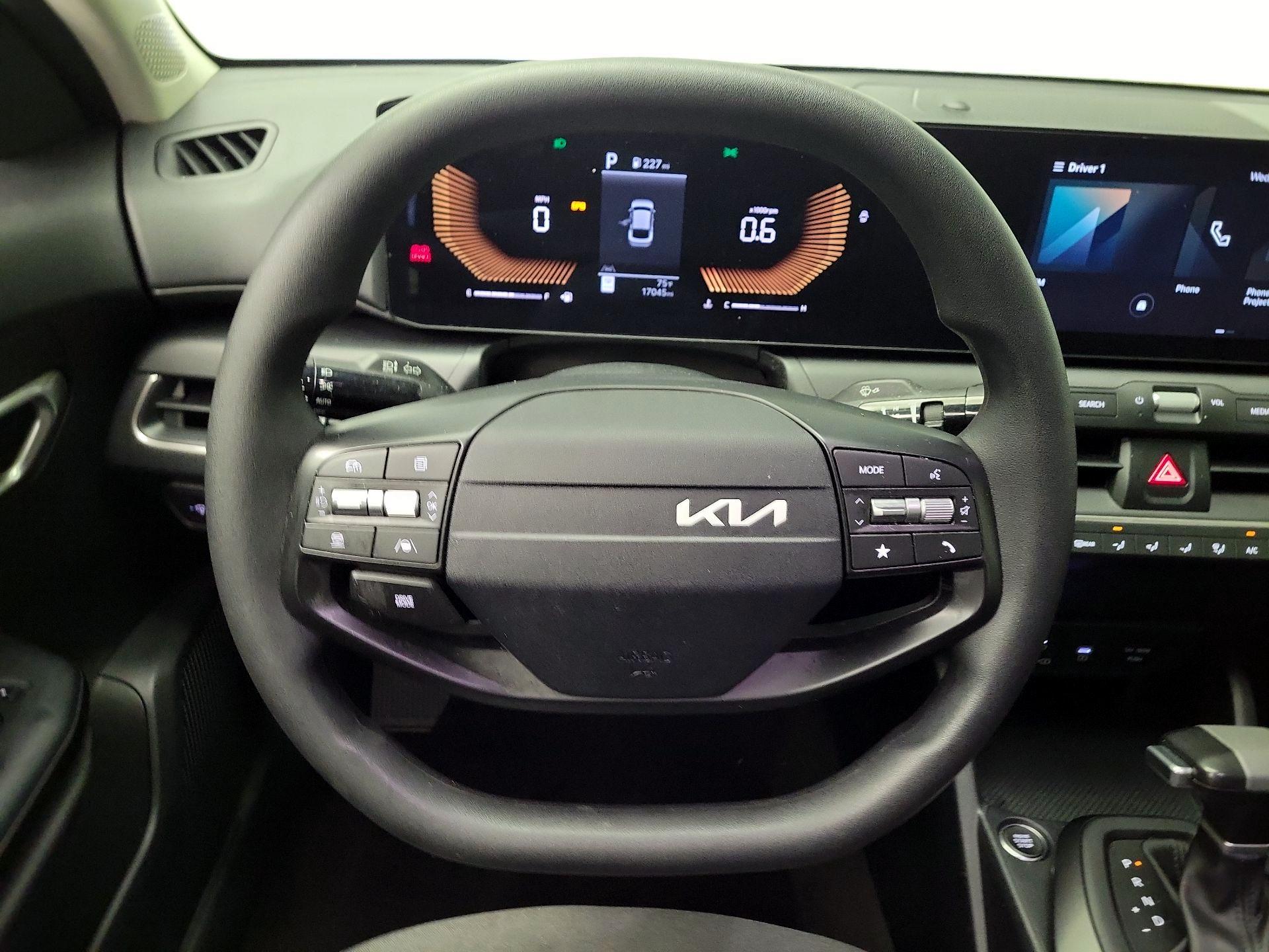 Thumbnail: 2025 Kia K4 - 10
