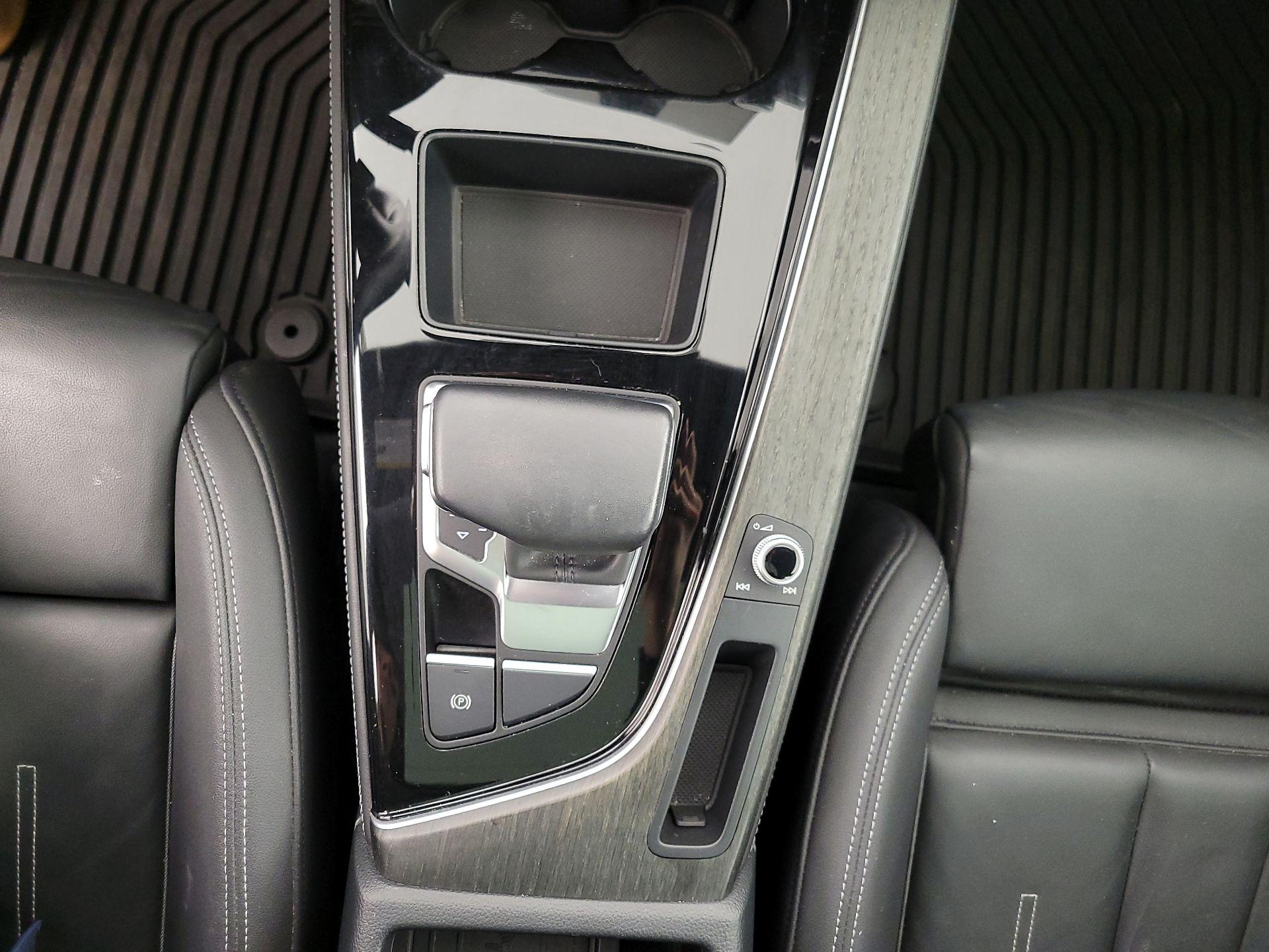 Thumbnail: 2020 Audi A4 - 18