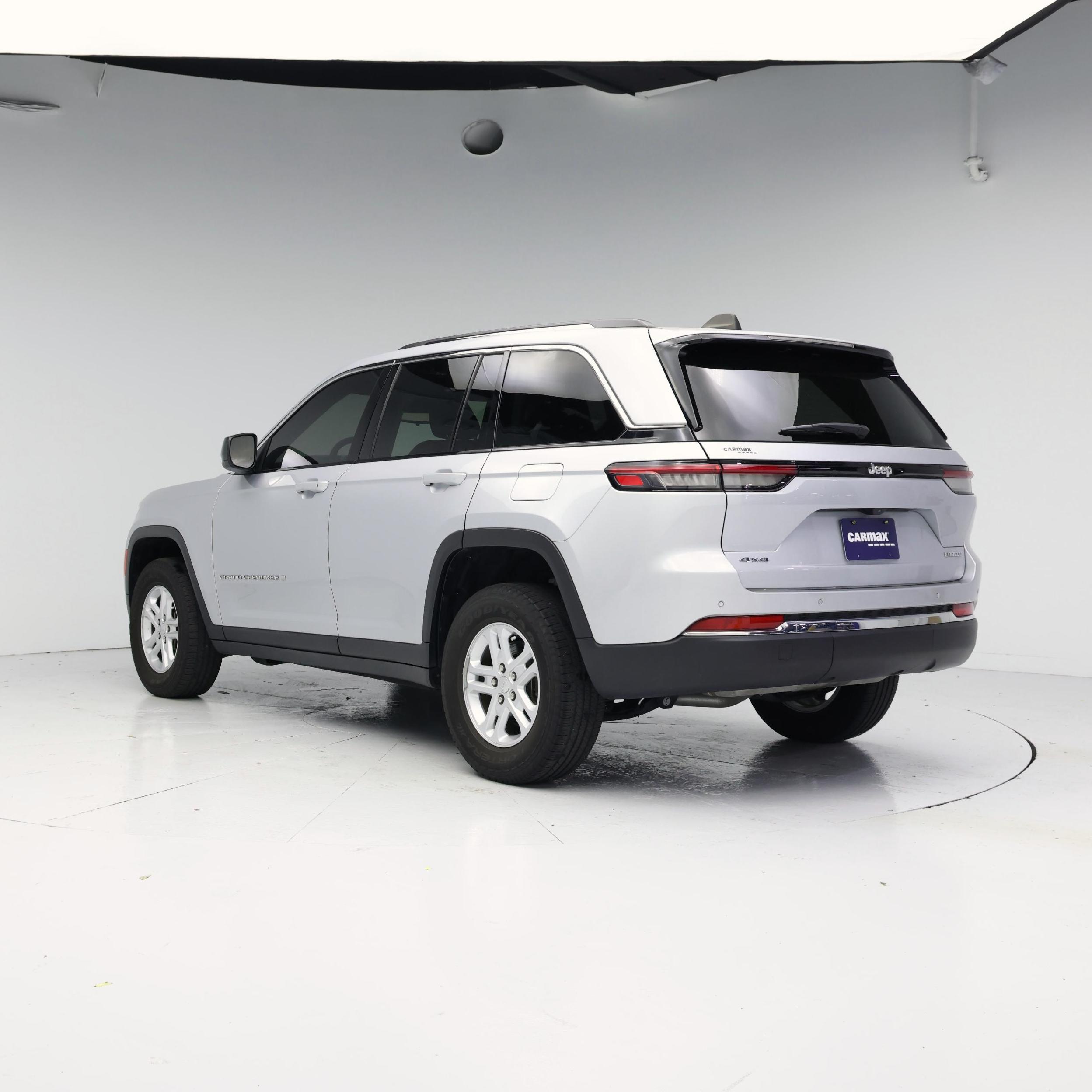 Thumbnail: 2023 Jeep Grand Cherokee - 2