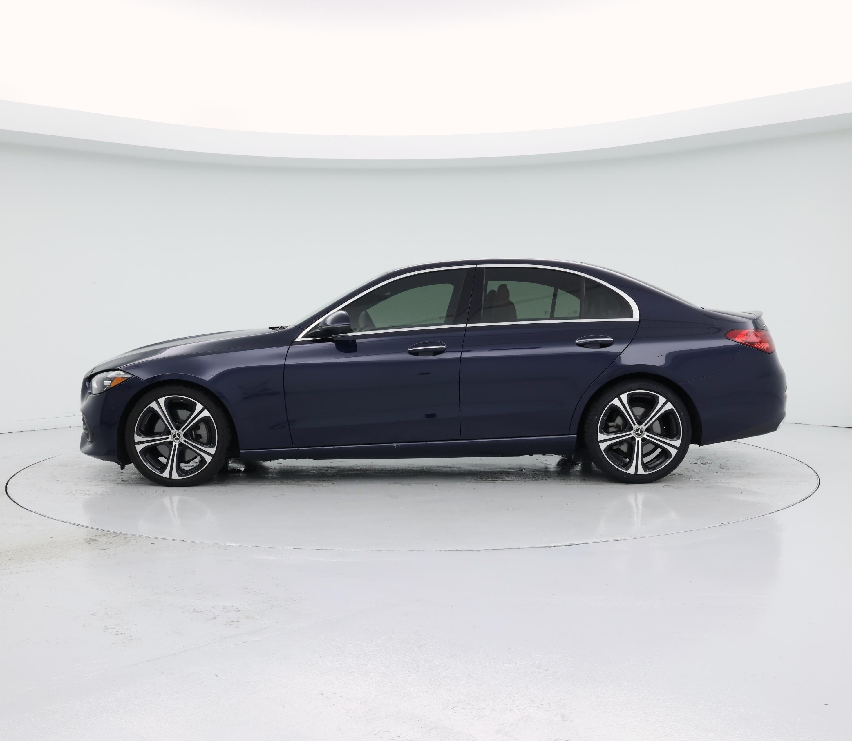 Thumbnail: 2023 Mercedes-Benz C-Class - 3