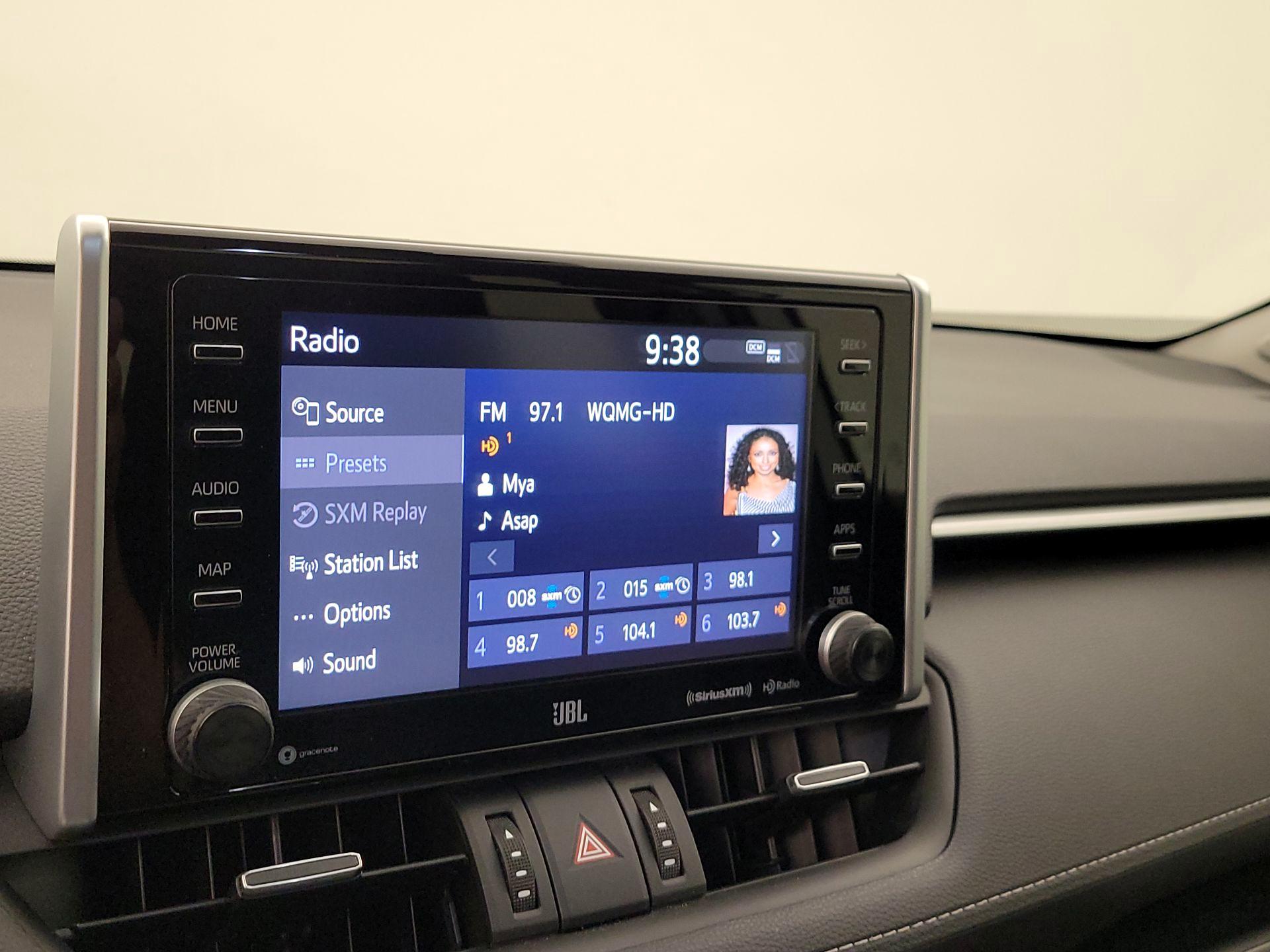 Thumbnail: 2021 Toyota RAV4 - 15