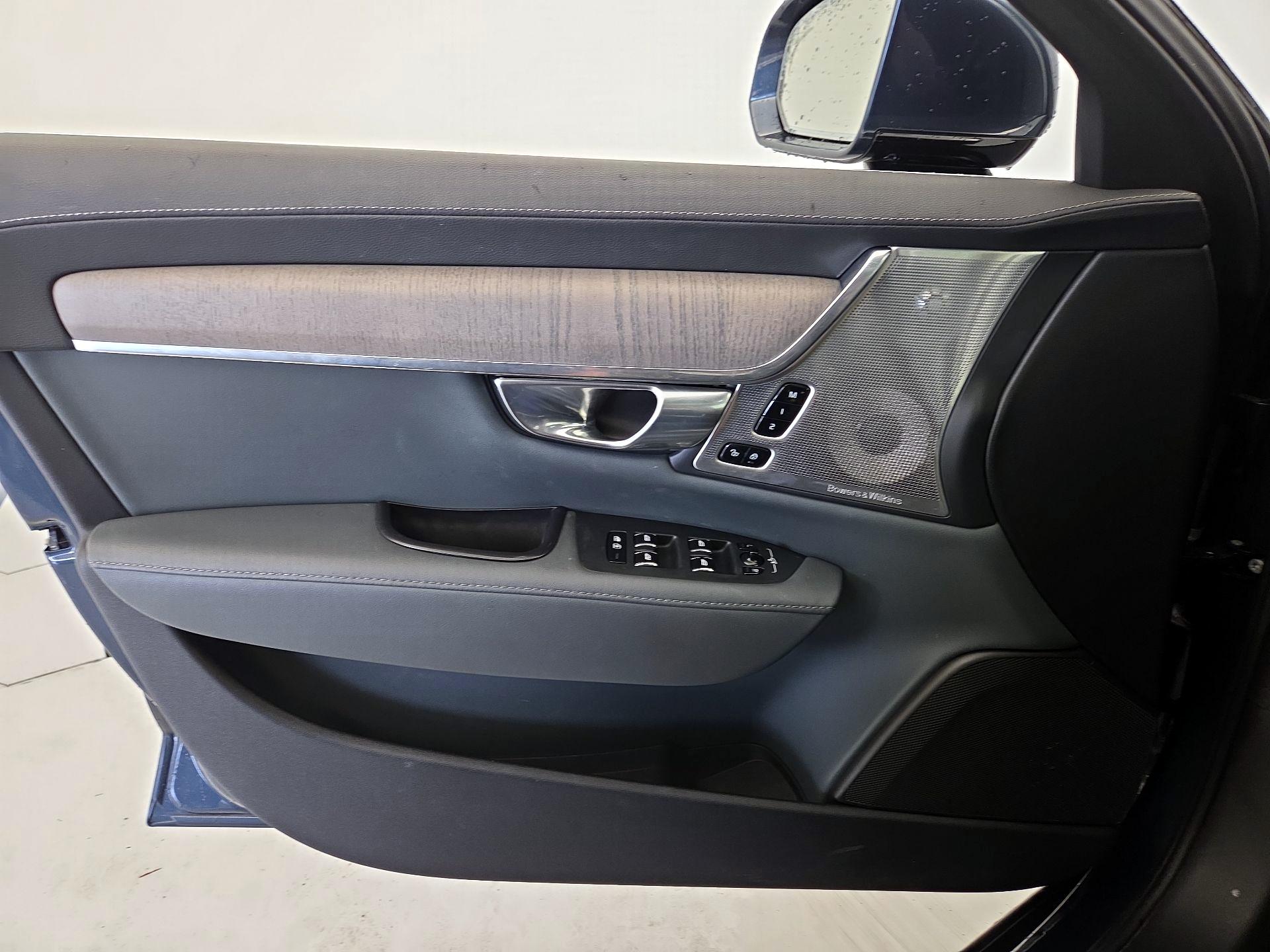 Thumbnail: 2022 Volvo S90 - 12