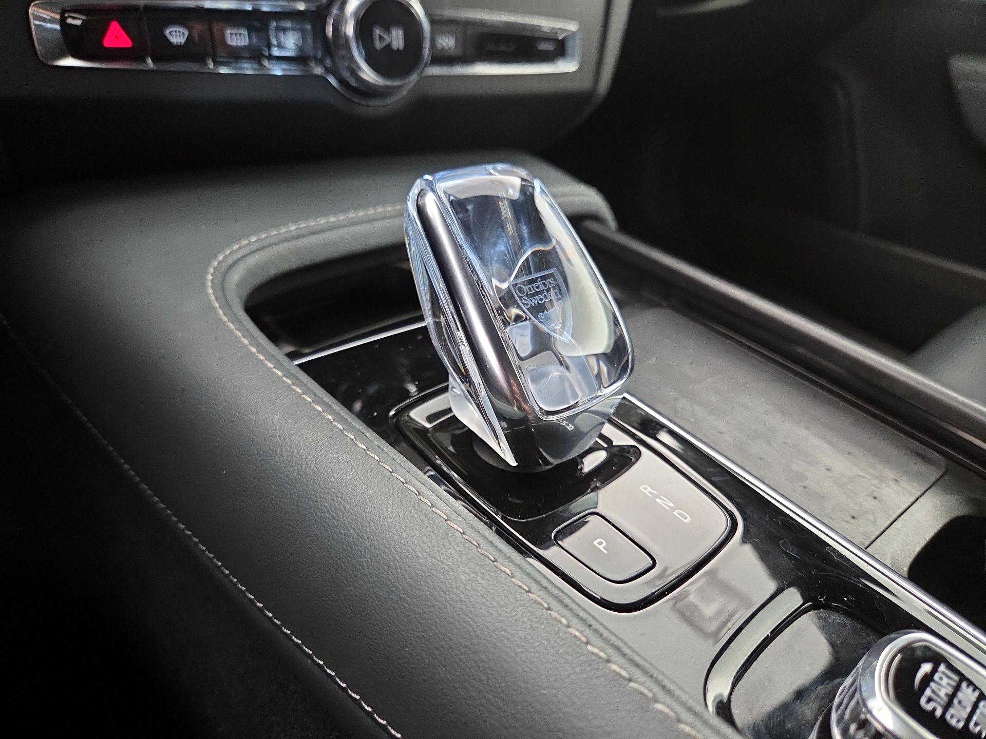 Thumbnail: 2022 Volvo S90 - 17