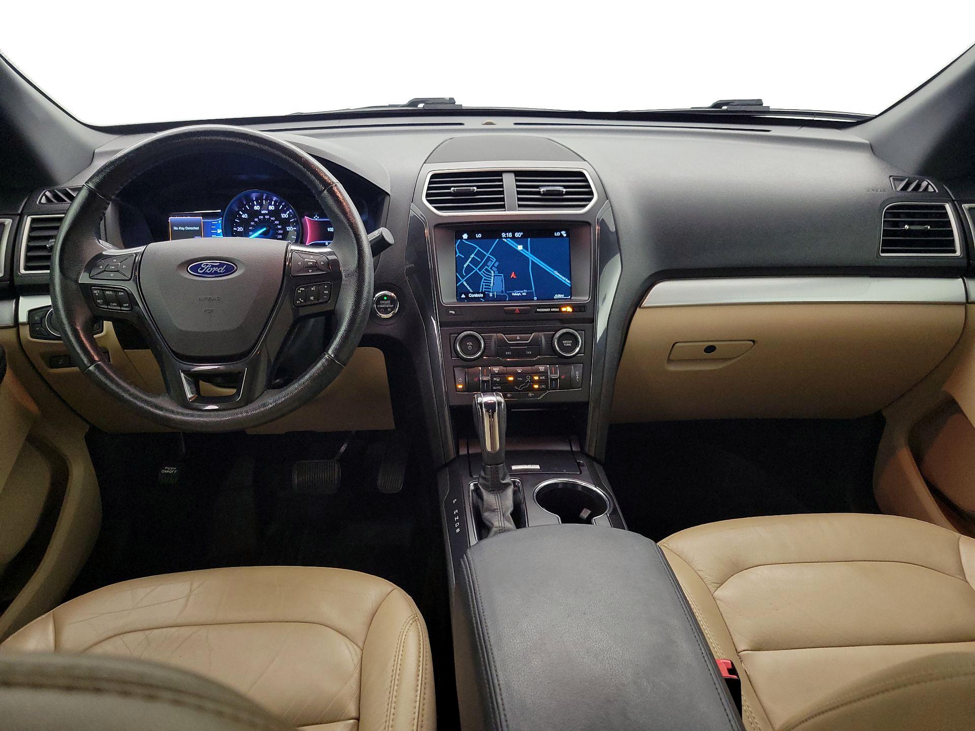 Thumbnail: 2017 Ford Explorer - 9