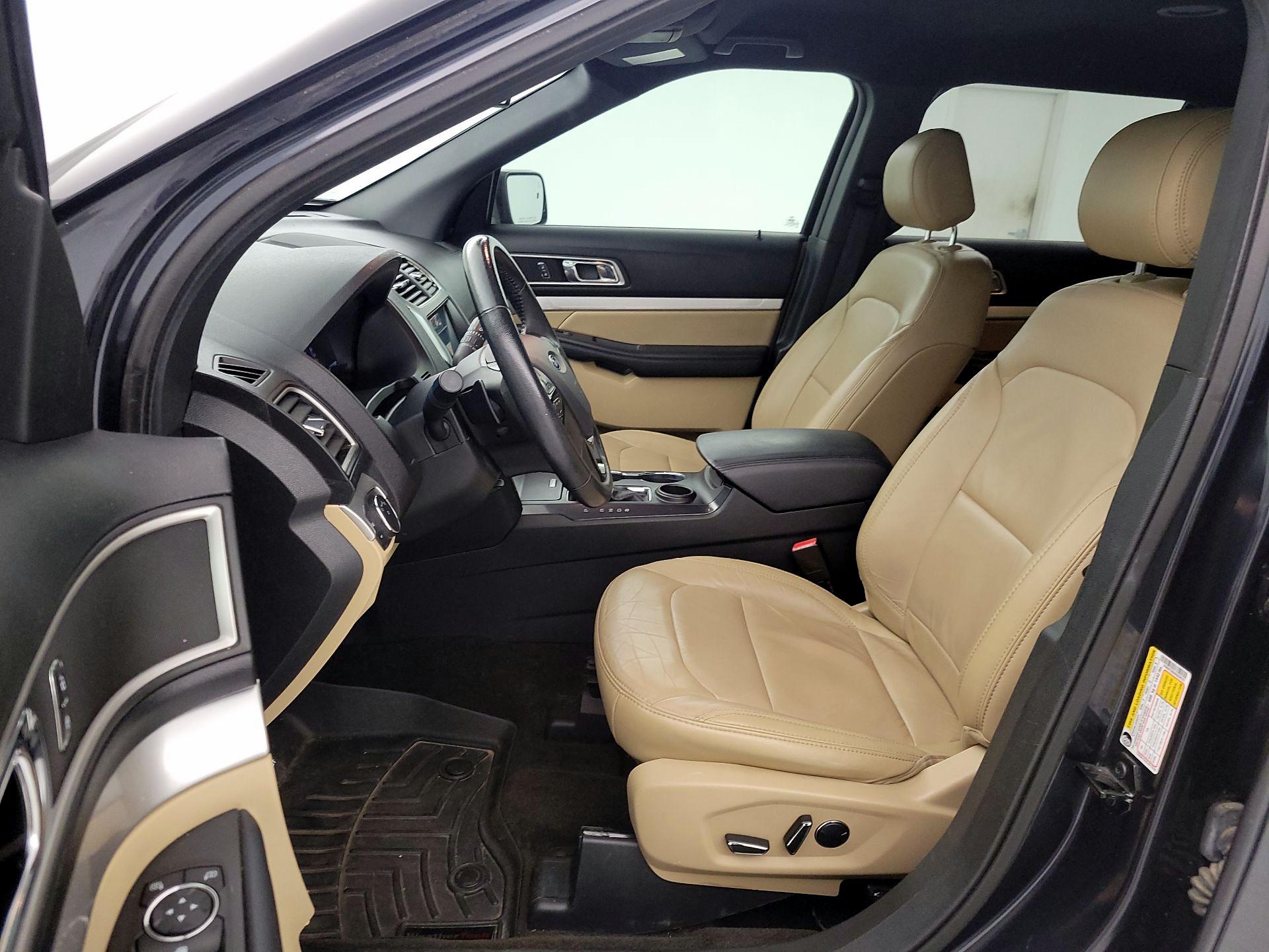 Thumbnail: 2017 Ford Explorer - 11