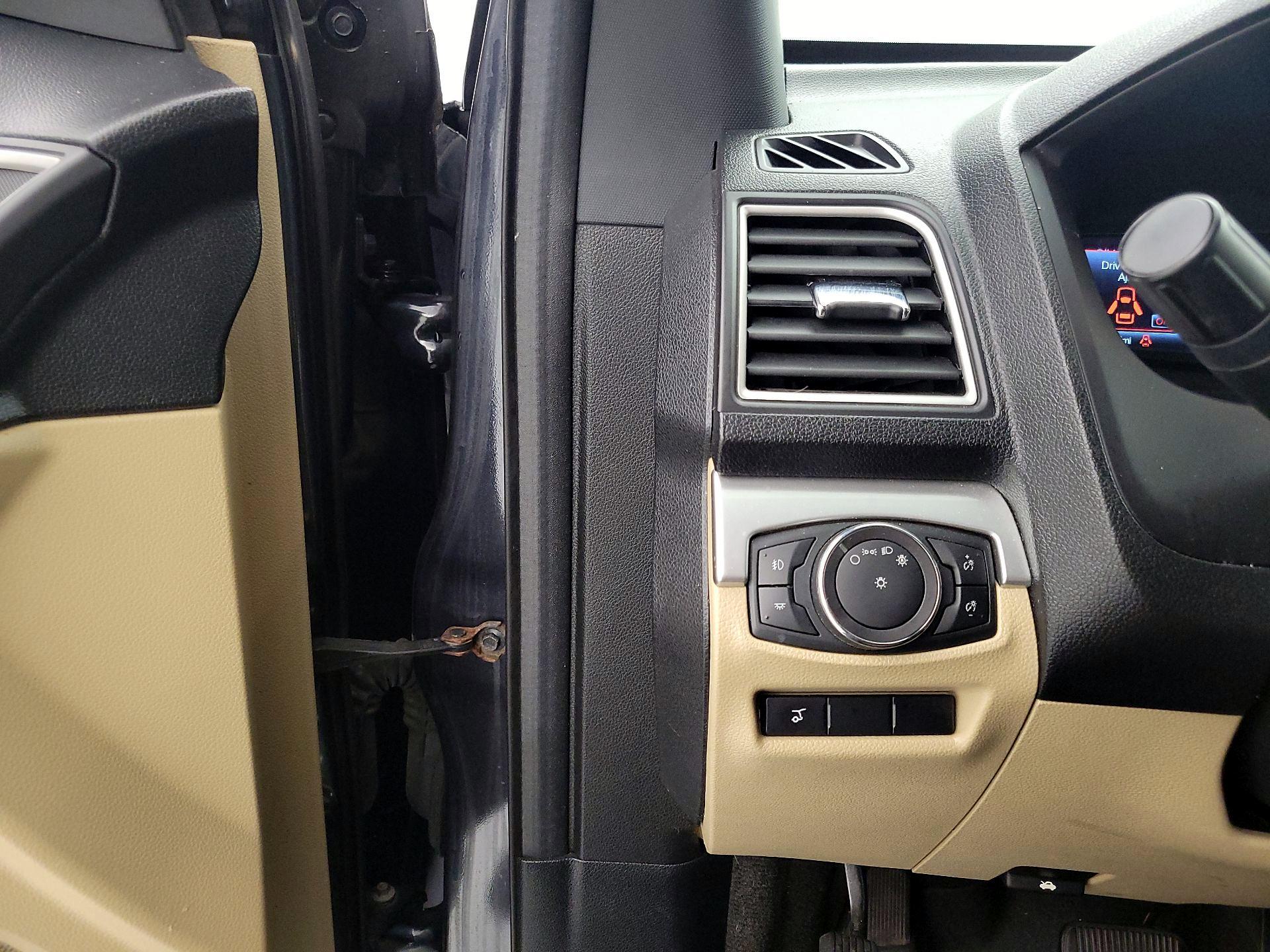 Thumbnail: 2017 Ford Explorer - 13